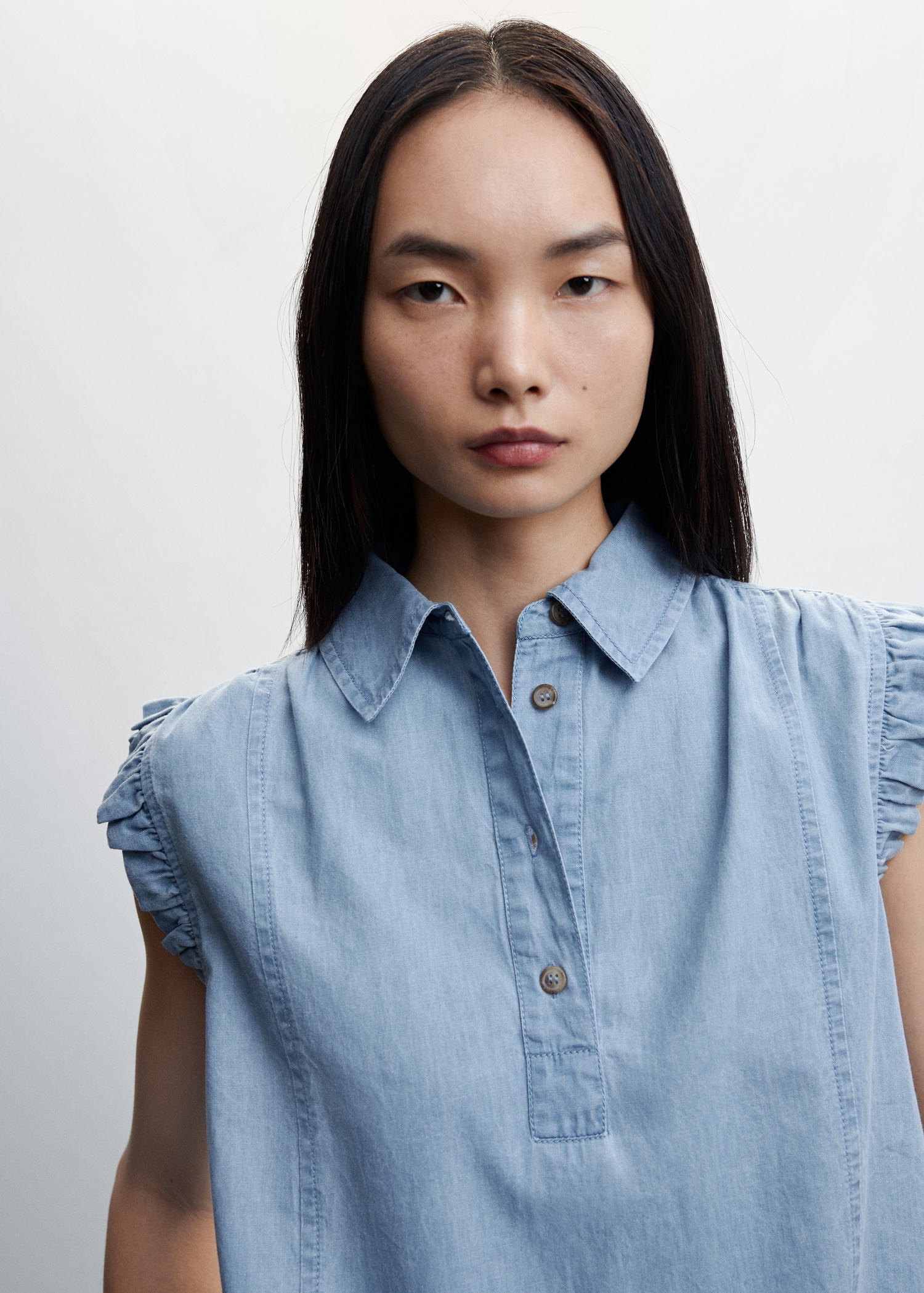 Tencel ruffled blouse - Details of the article 1