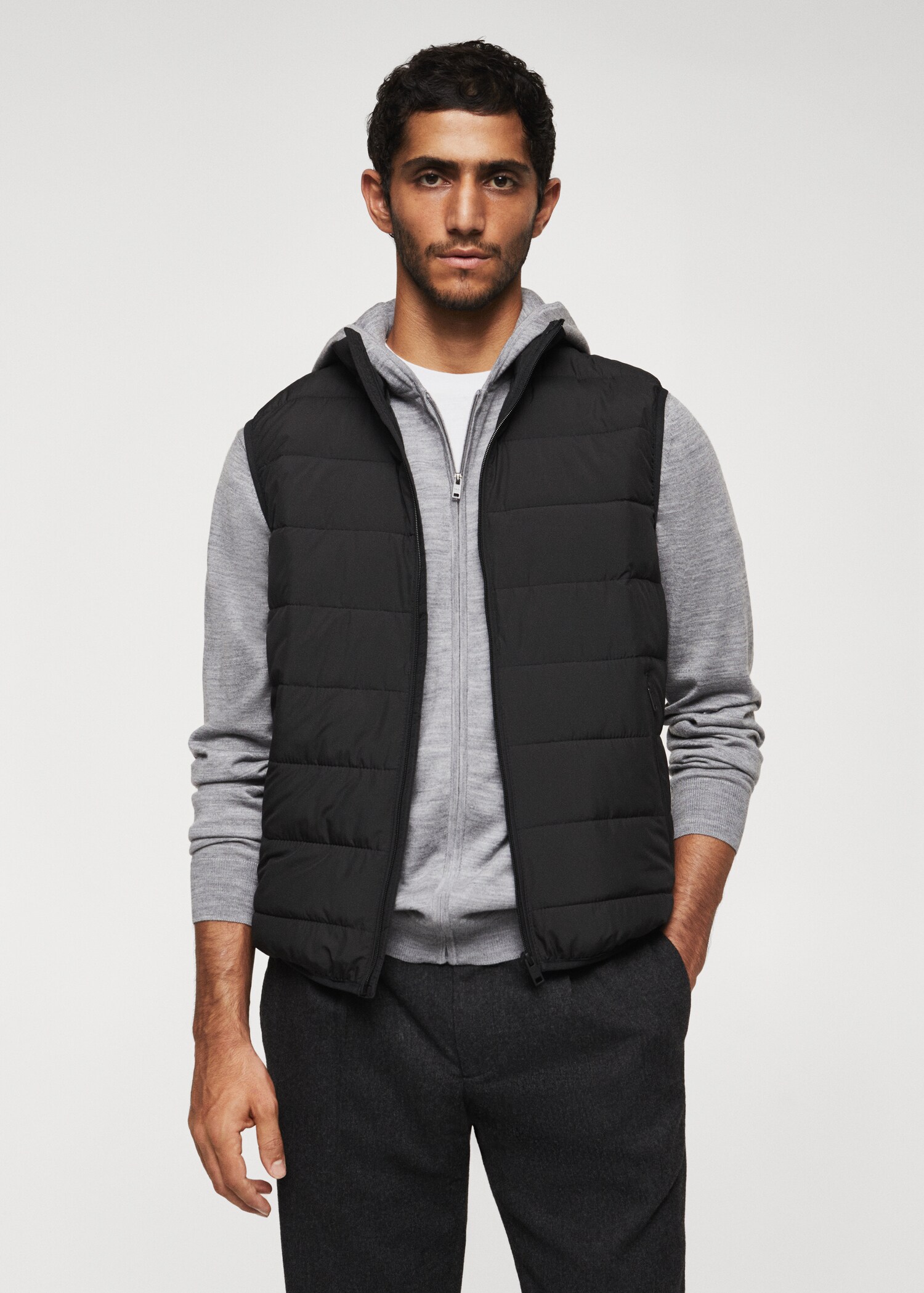 Ultra-light quilted gilet - Medium plane
