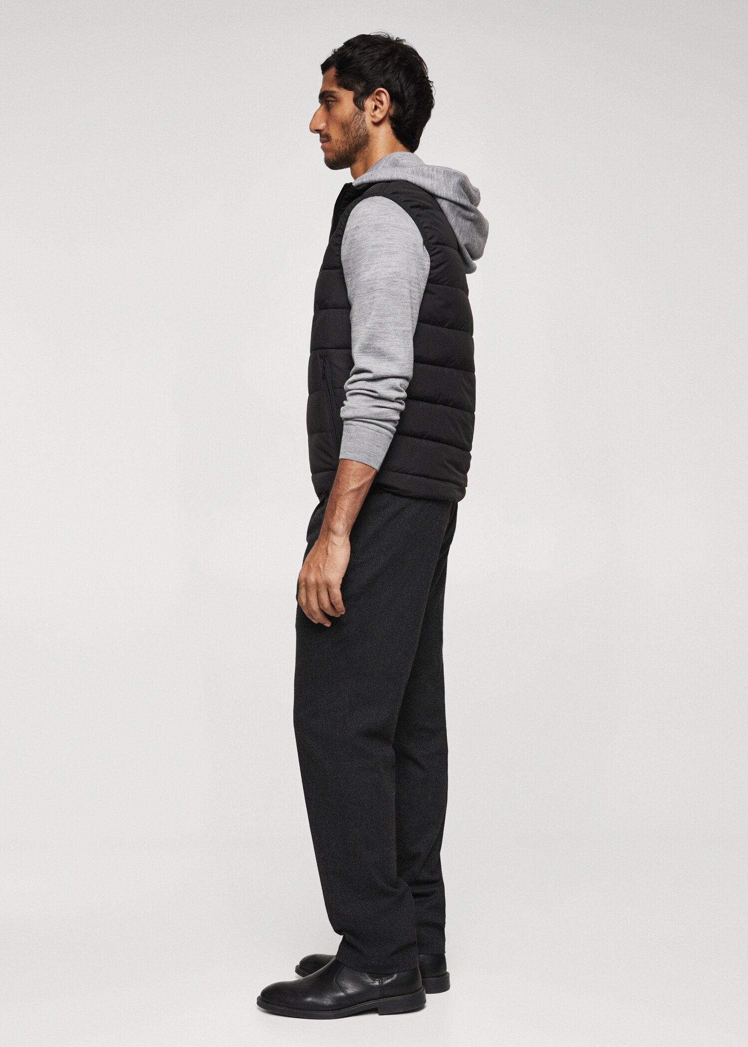 Ultra-light quilted gilet - Details of the article 6