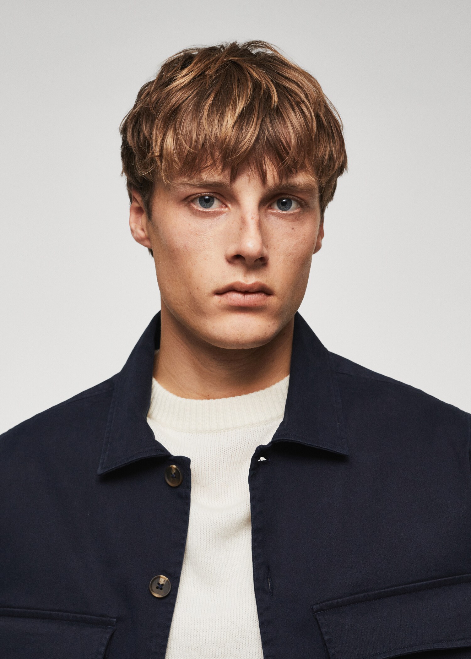 Chest-pocket cotton overshirt - Details of the article 1