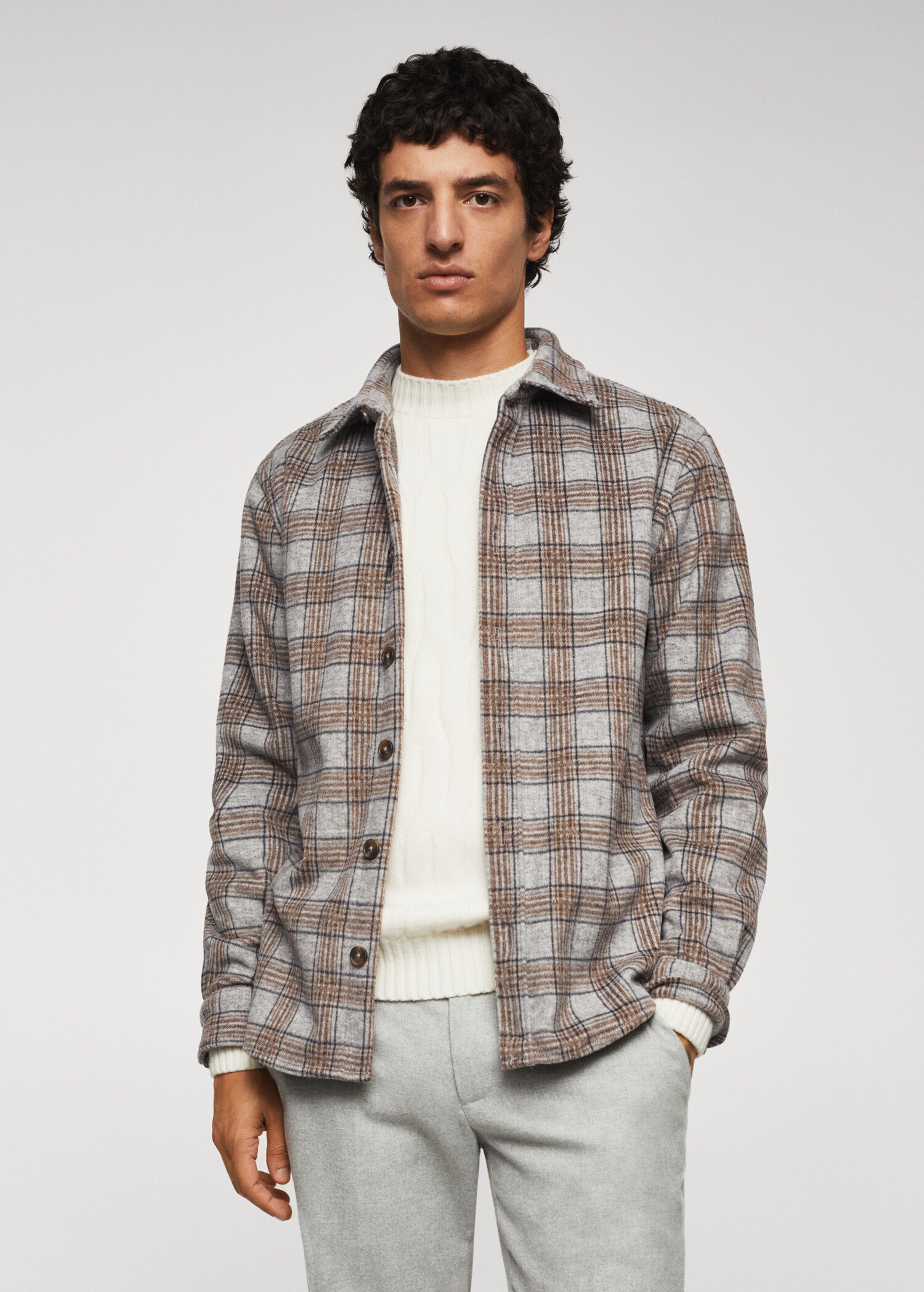 Surchemise flanelle carreaux - Plan moyen