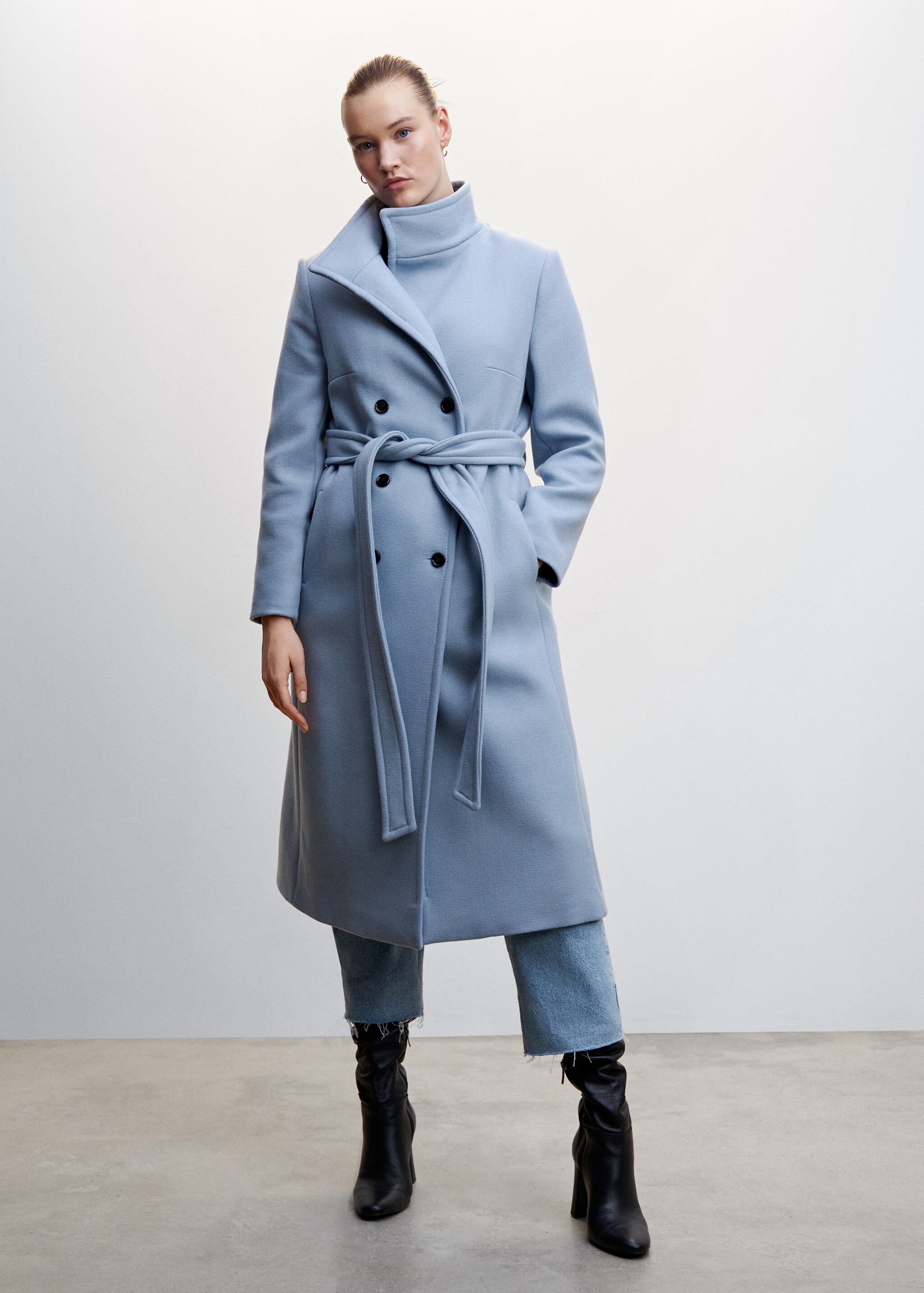 Woolen coat with belt - Details of the article 3