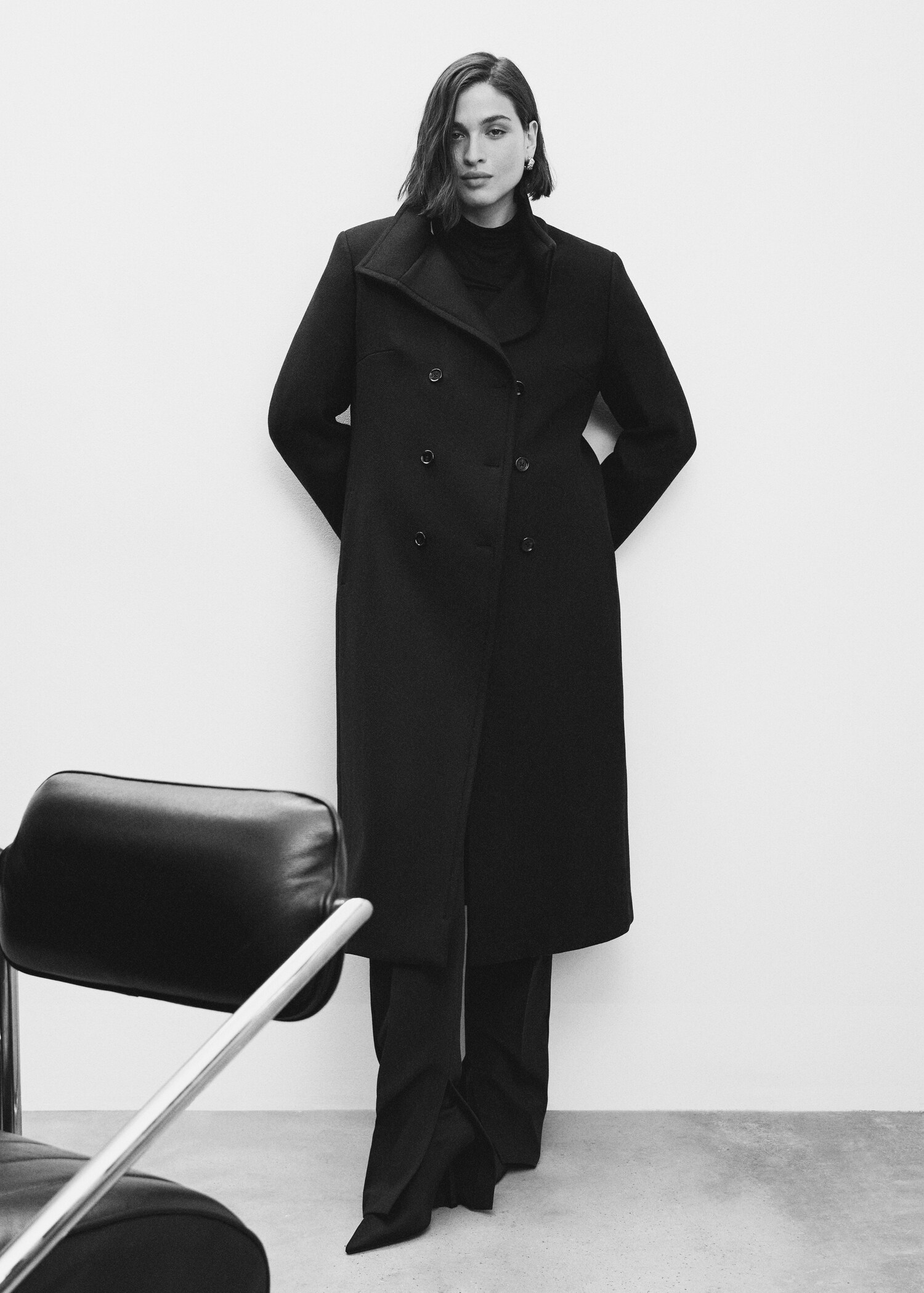 Woolen coat with belt - Details of the article 3