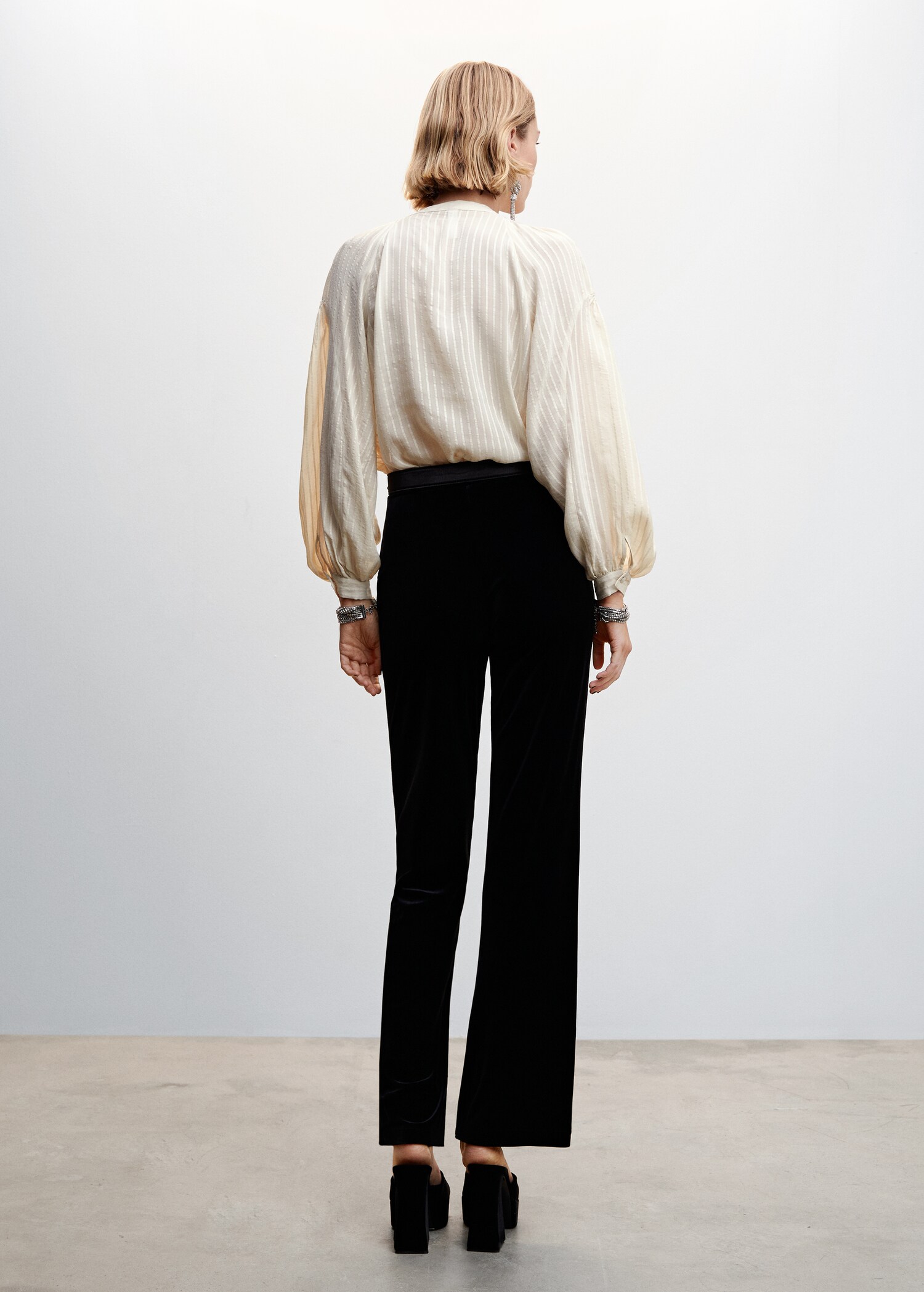 Blouse boho à pompons - Verso de l’article