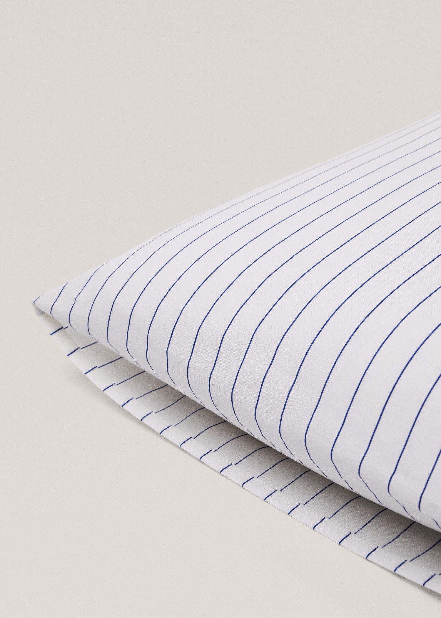 Striped print cushion cover 50x75cm (Pack of 2) - Details of the article 3