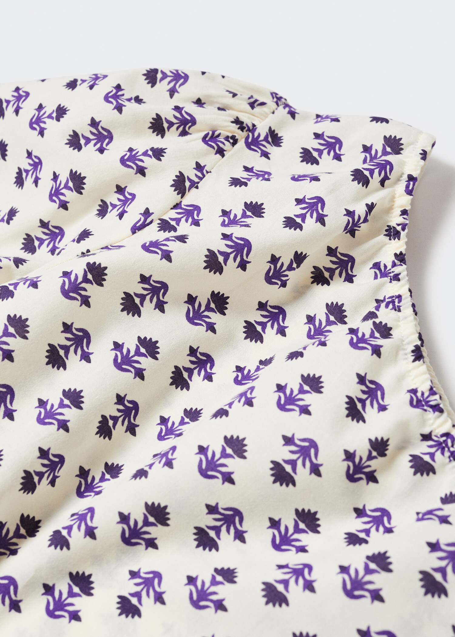 Asymmetrical printed blouse - Details of the article 8