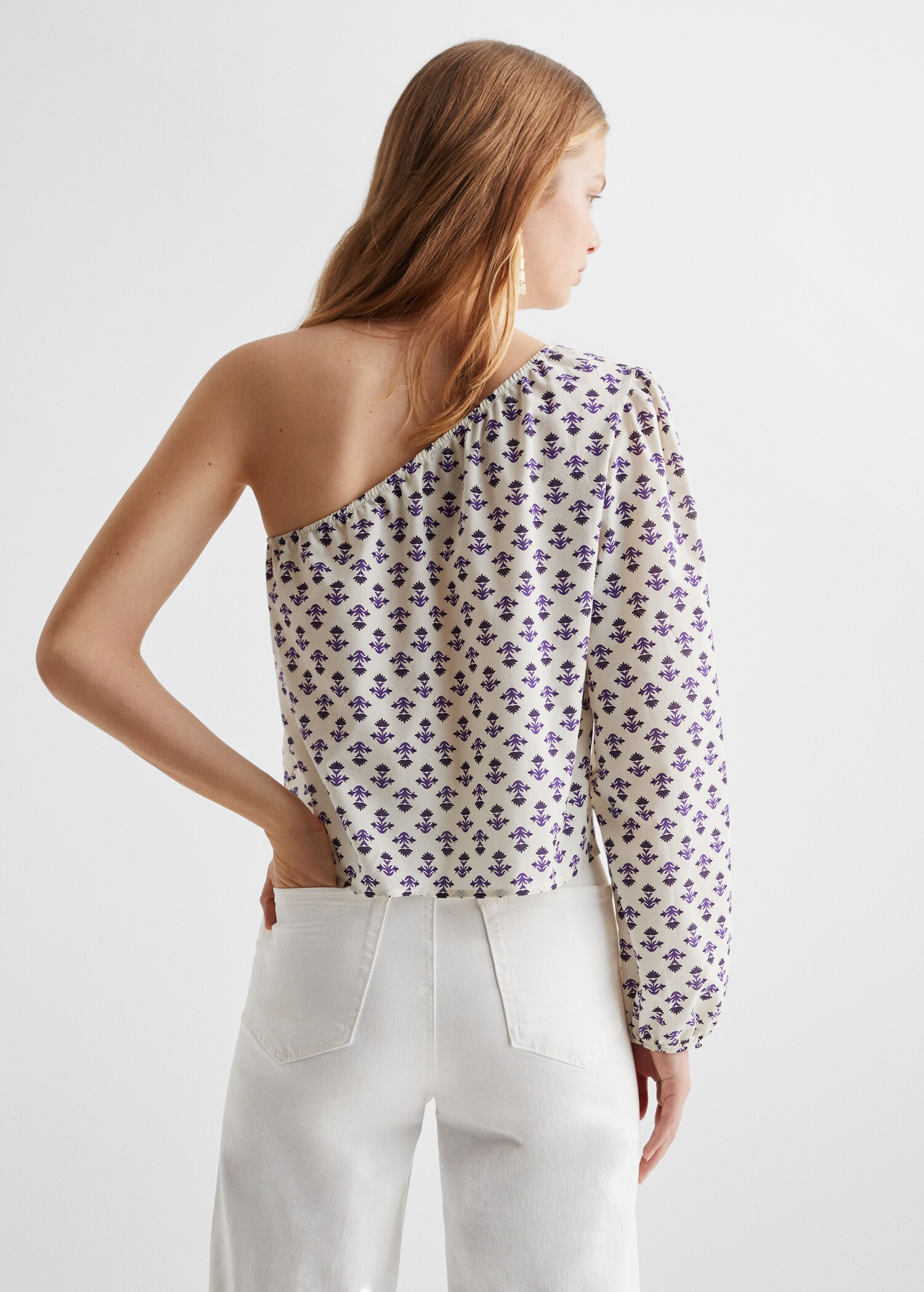 Asymmetrical printed blouse - Reverse of the article