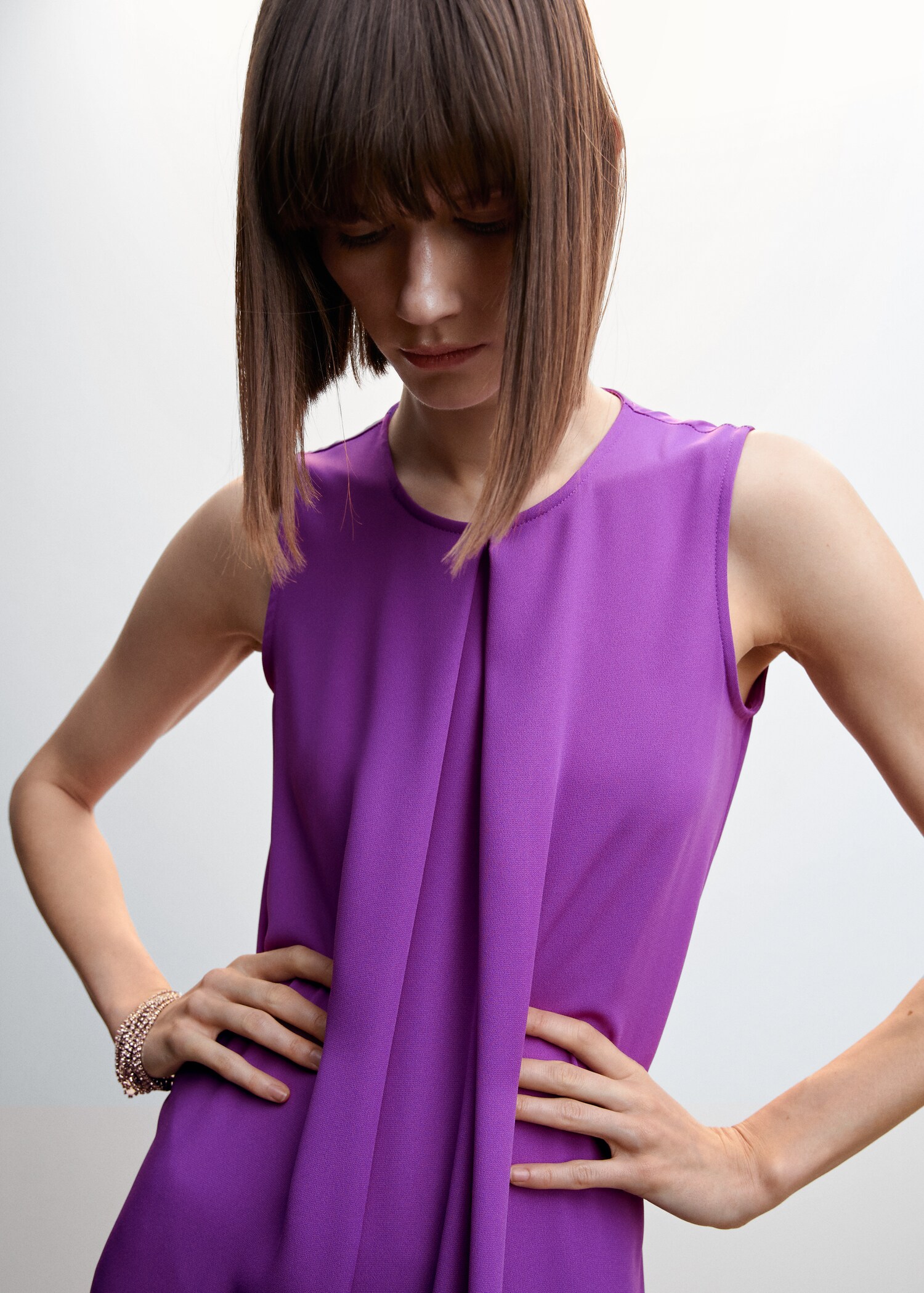Cut-out detail dress - Details of the article 1
