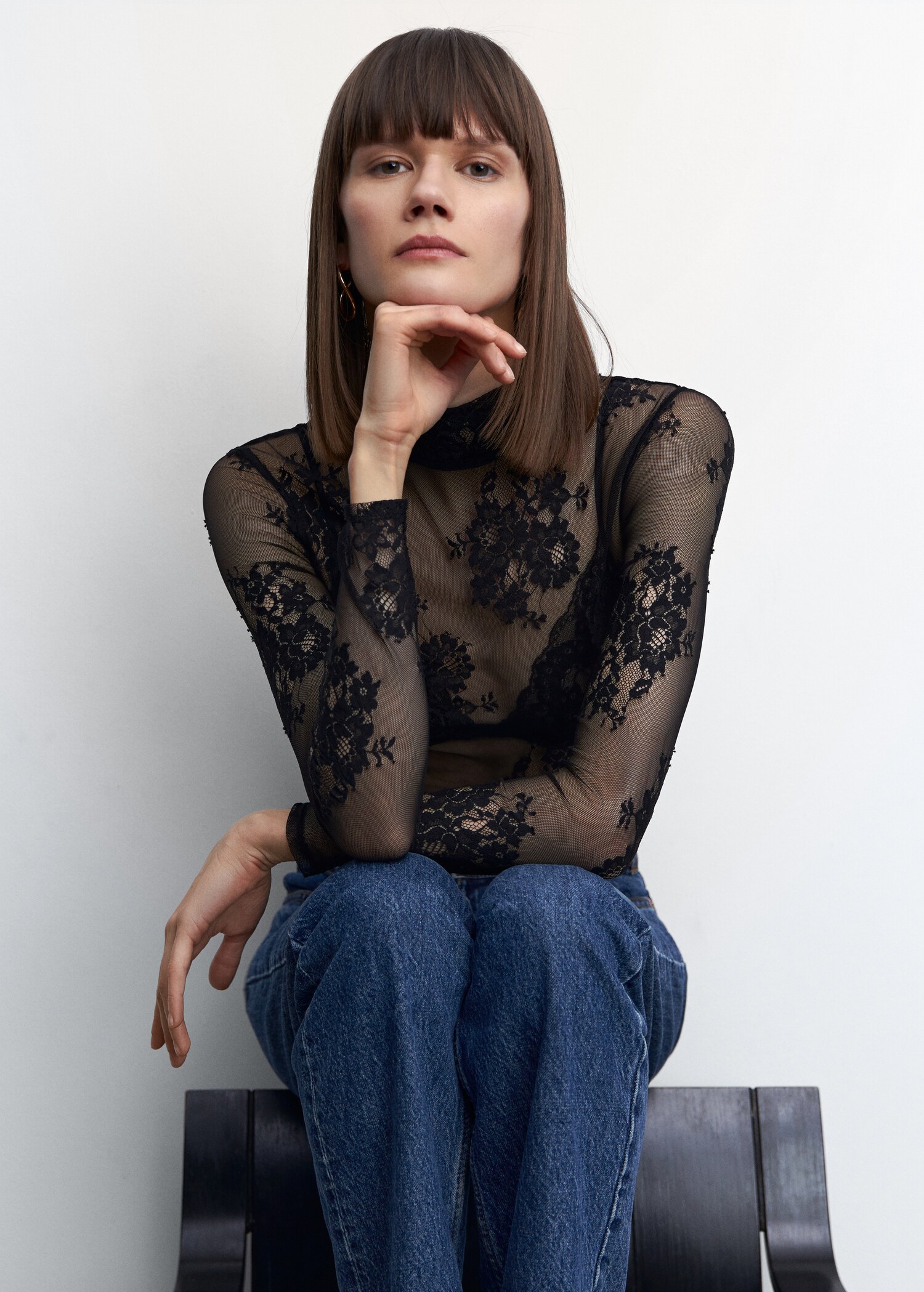 Shirt aus floraler Spitze - Detail des Artikels 2