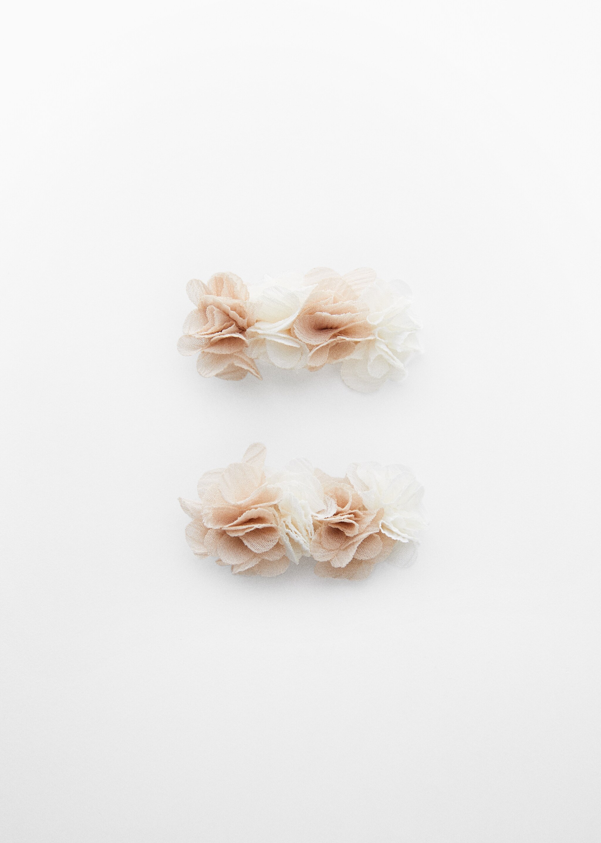 Две заколки с цветочками - Изделие без модели
