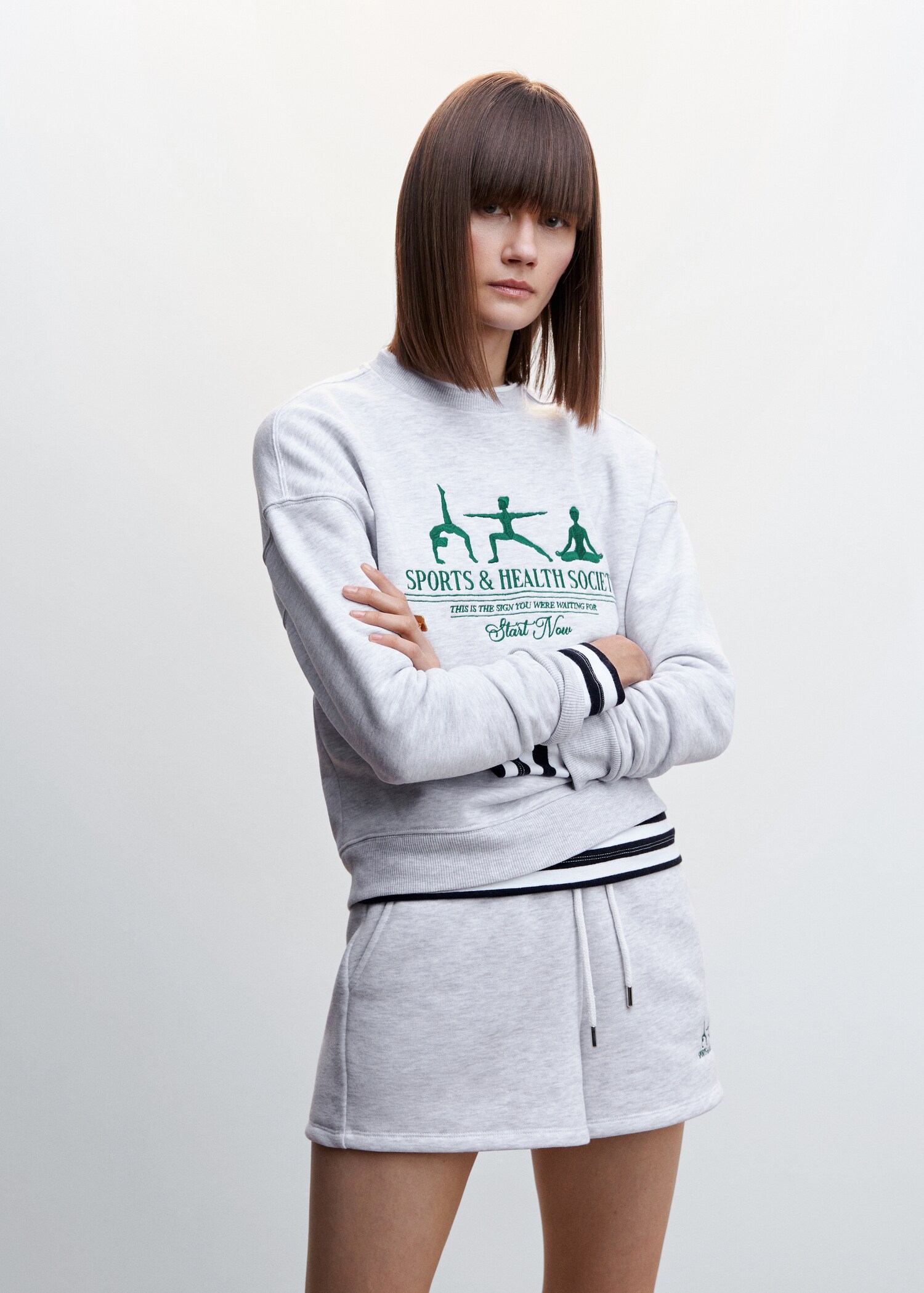 Short coton brodé - Plan moyen