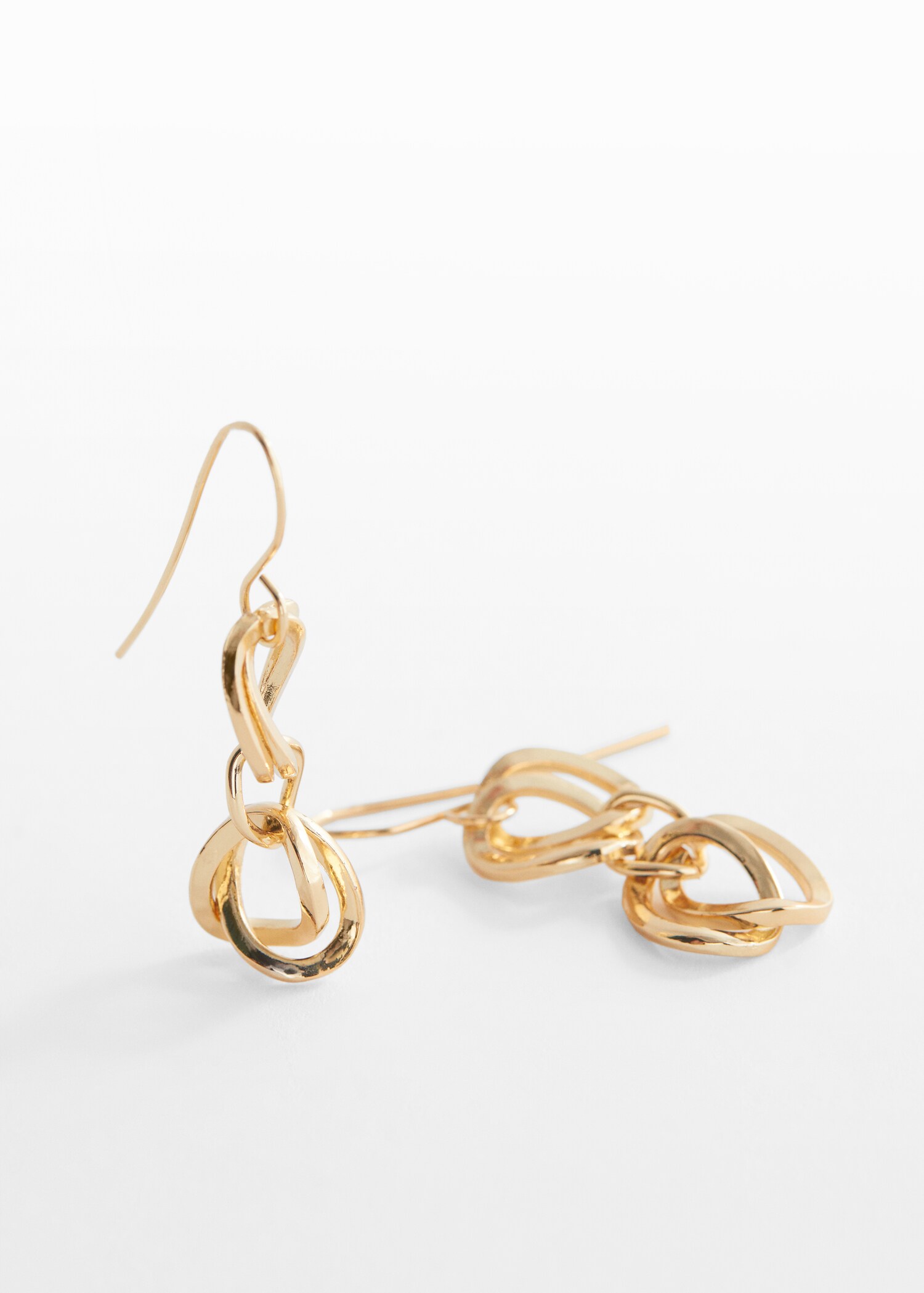 Intertwined hoop earrings - Tampilan Sedang