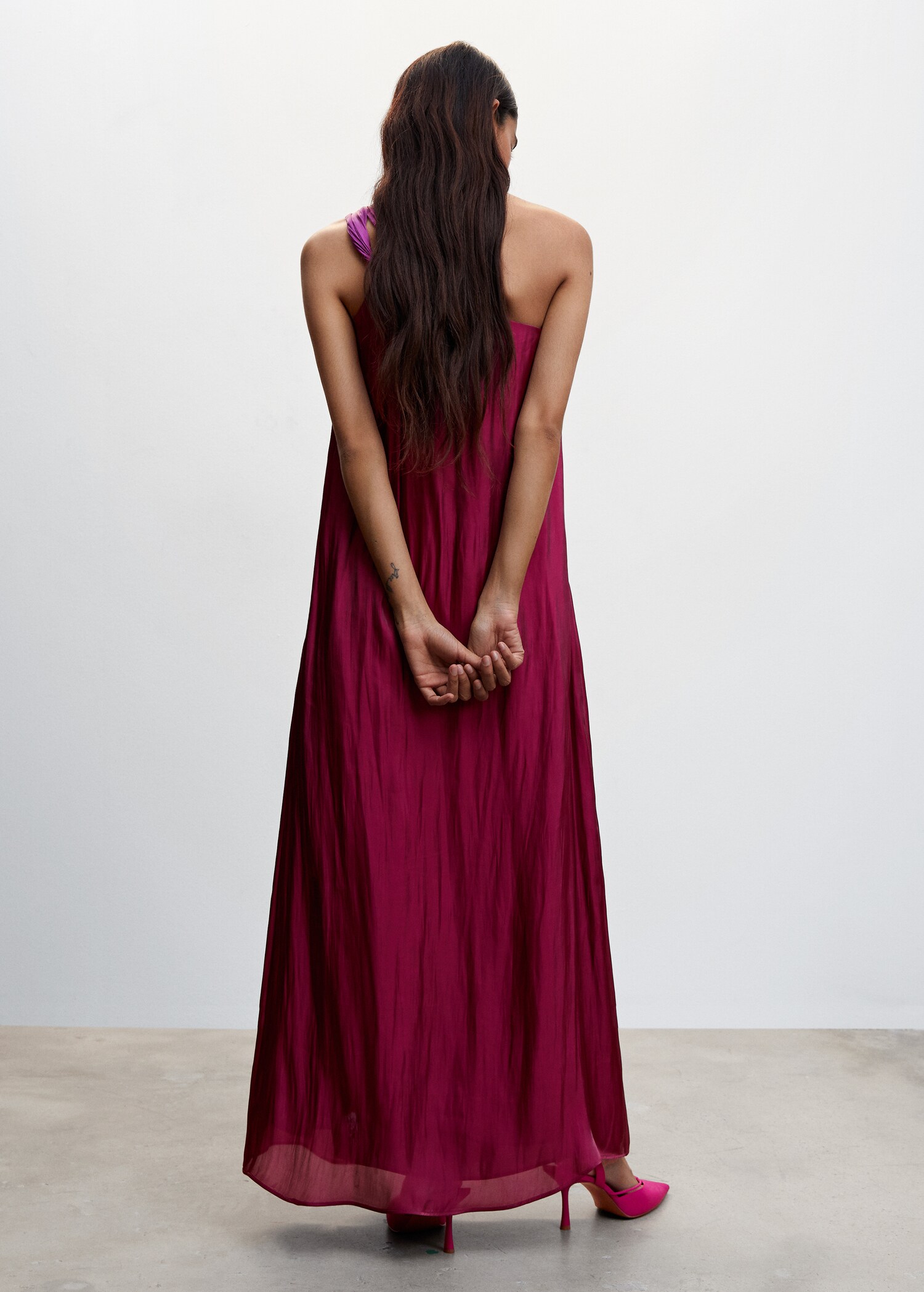 Vestido satinado asimétrico - Reverso del artículo