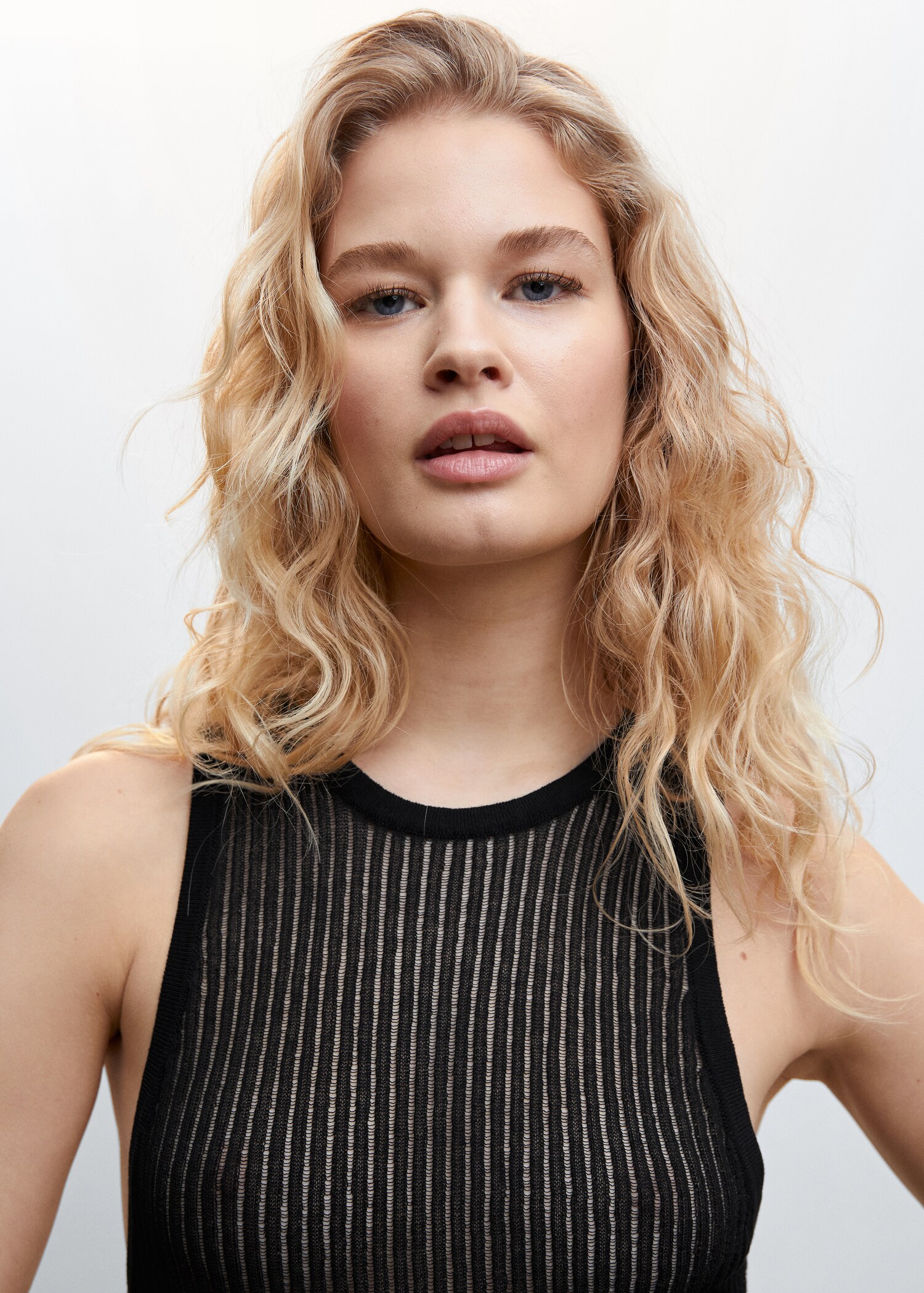 Ribbed crochet-knit top - Details of the article 1