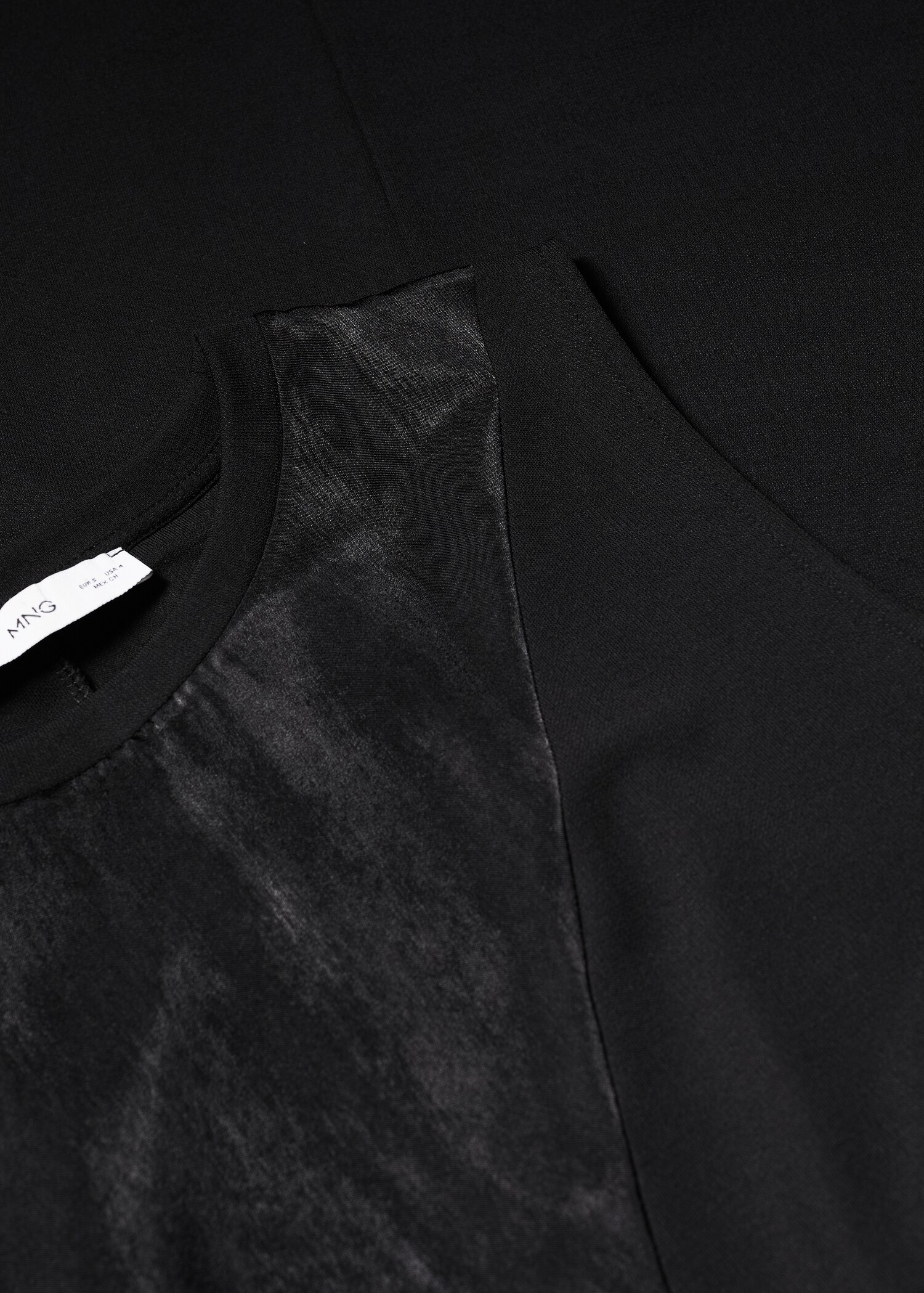 Robe empiècement satiné - Détail de l'article 8