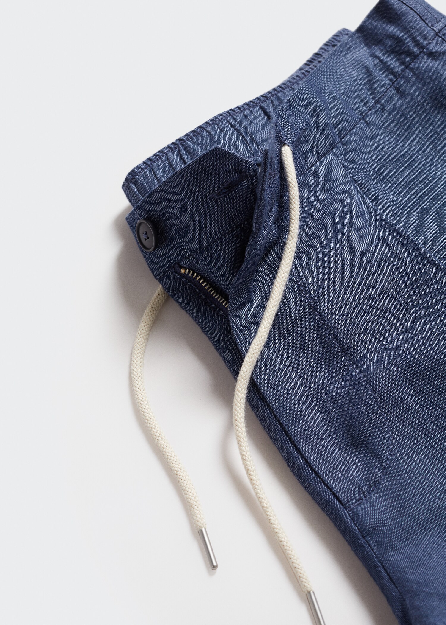 Leinen-Bermudashorts mit Kordelzug - Detail des Artikels 8