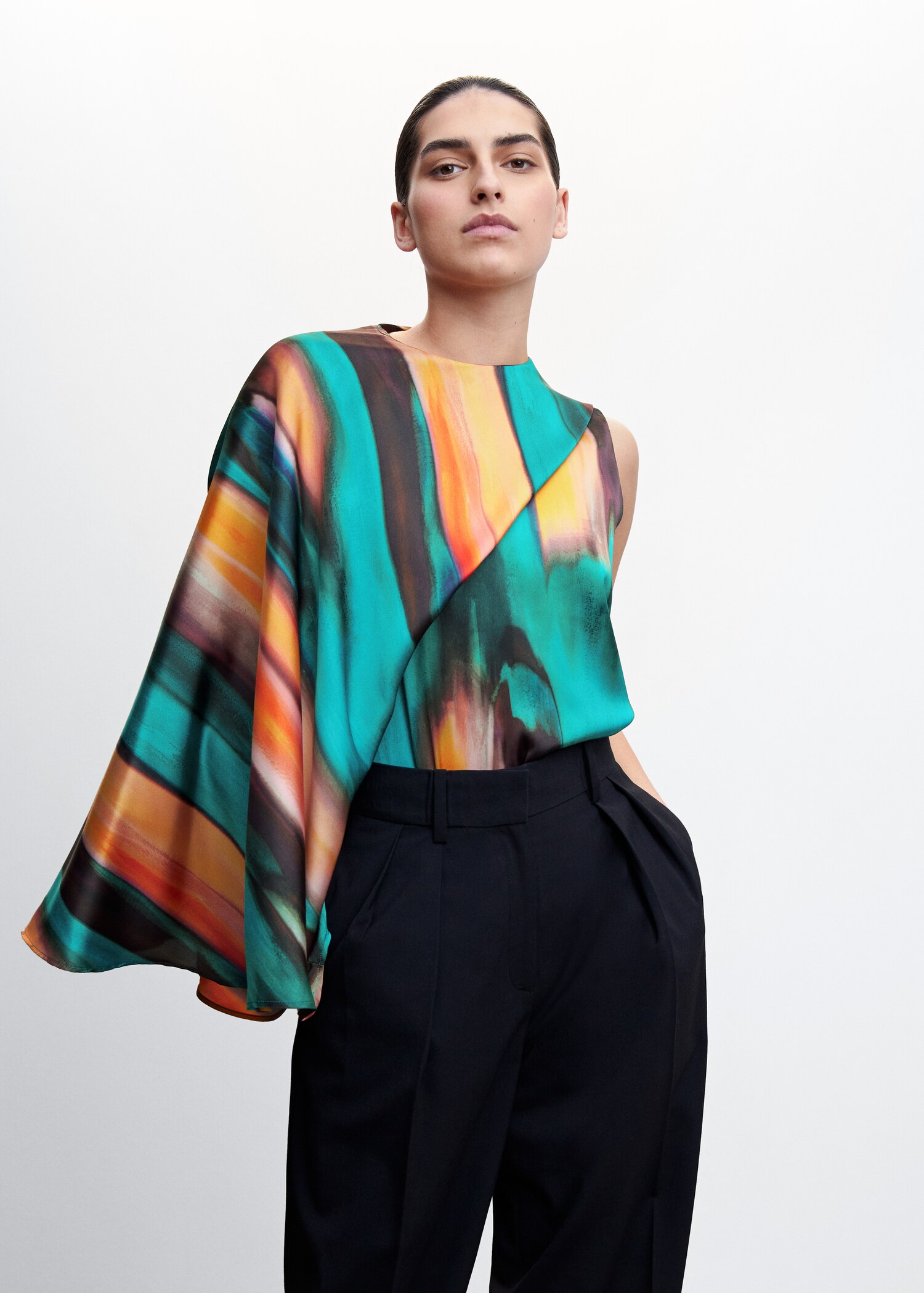 Asymmetric satin blouse - Medium plane