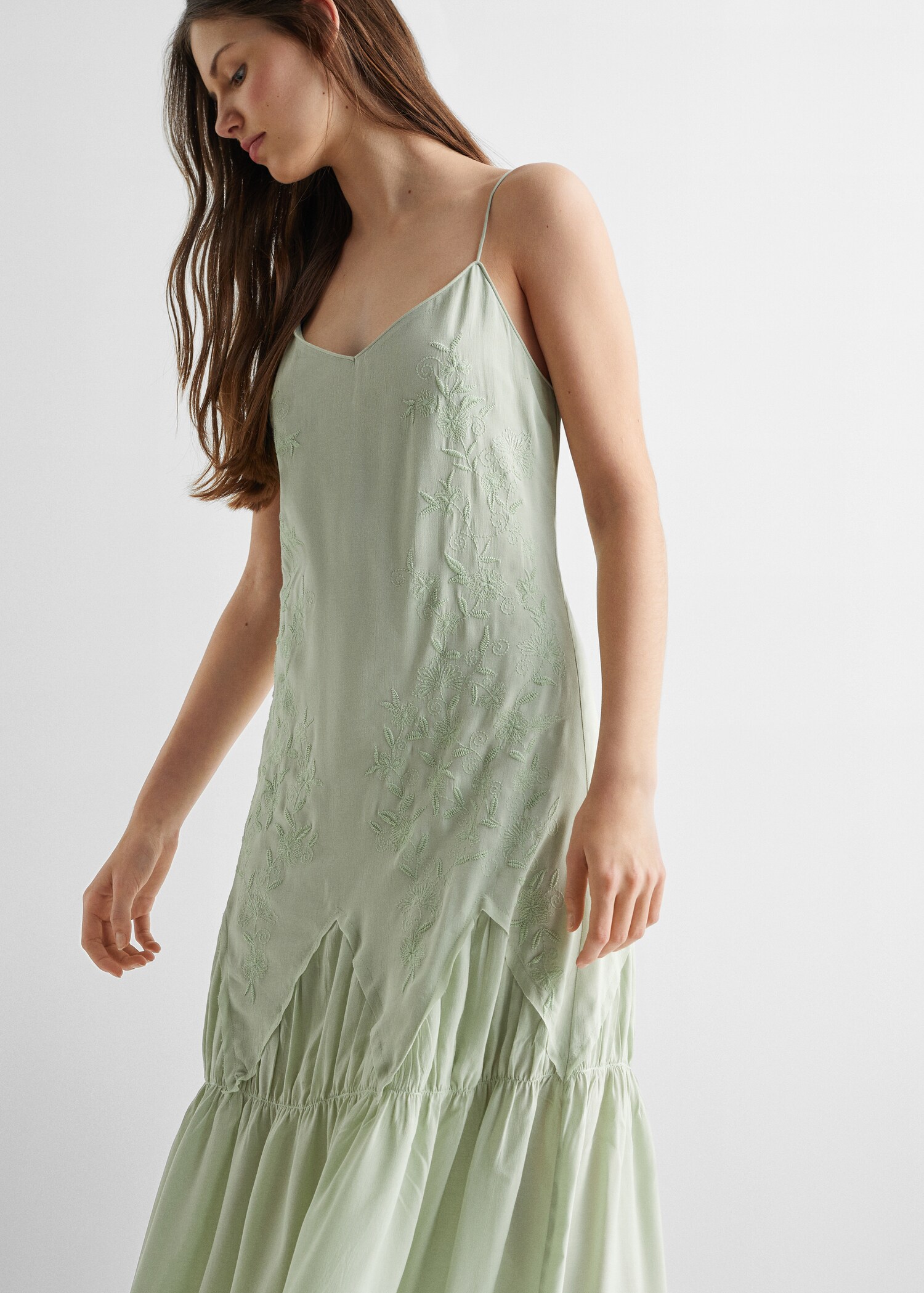 Embroidered long dress - Medium plane