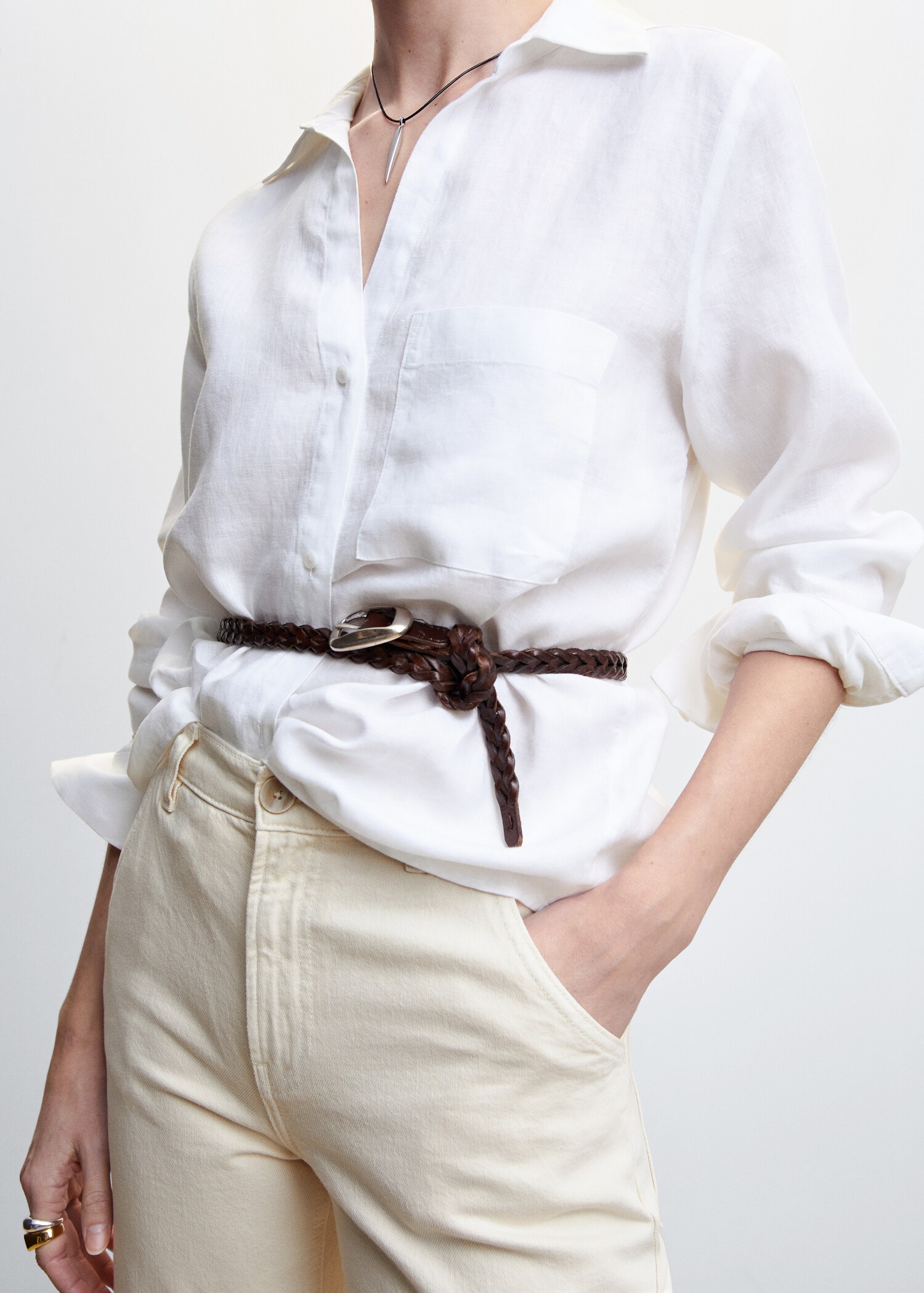 Pocket linen shirt - Details of the article 6