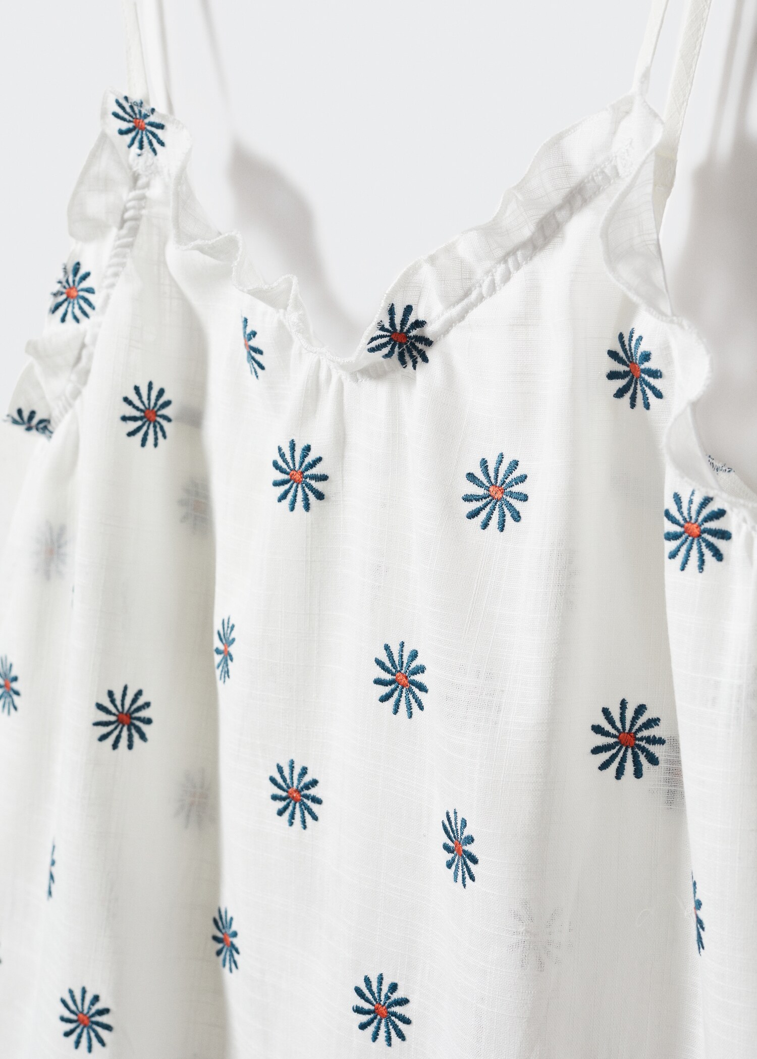 Floral embroidered nightgown - Details of the article 8