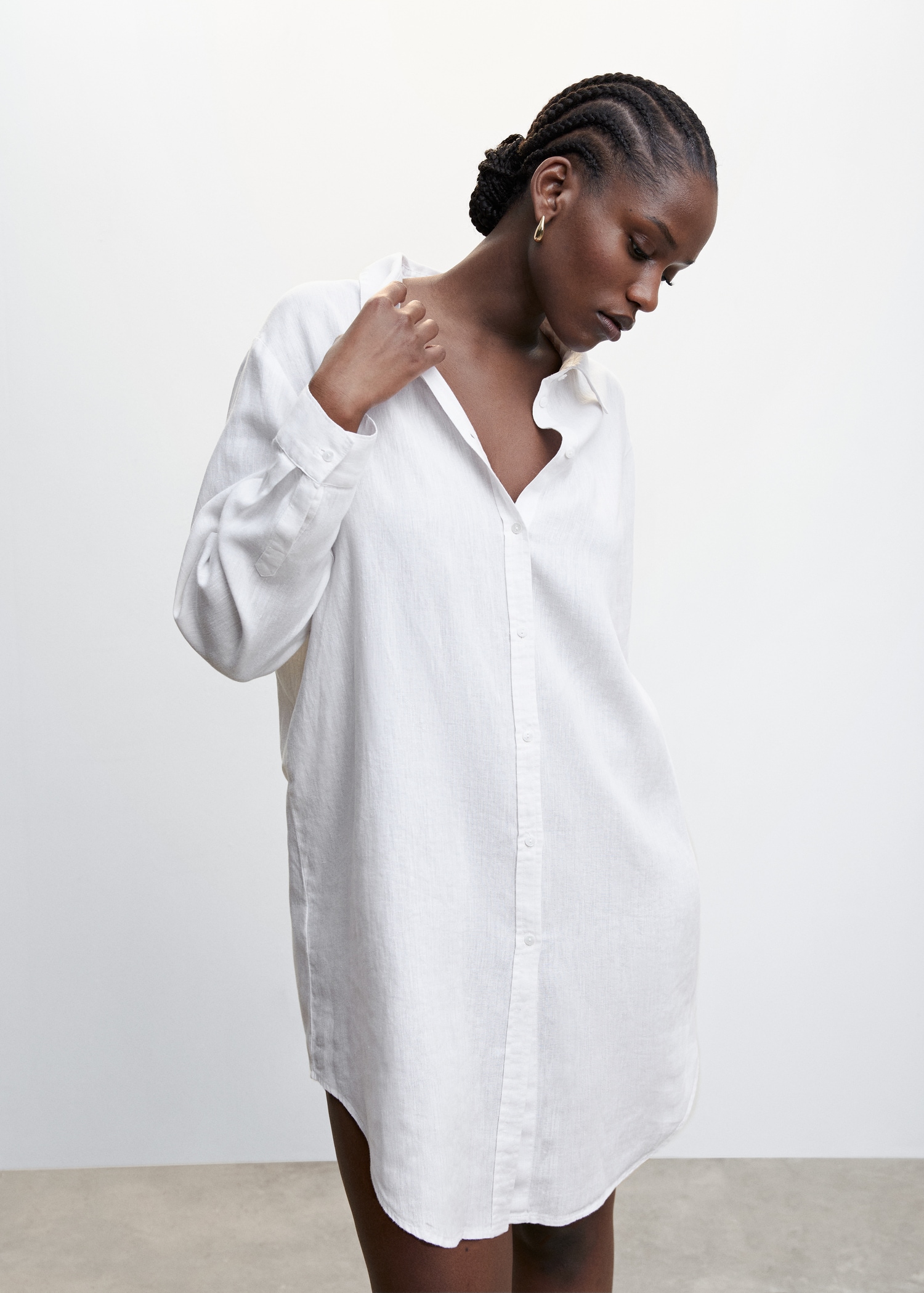 Linen oversized shirt - Details of the article 5