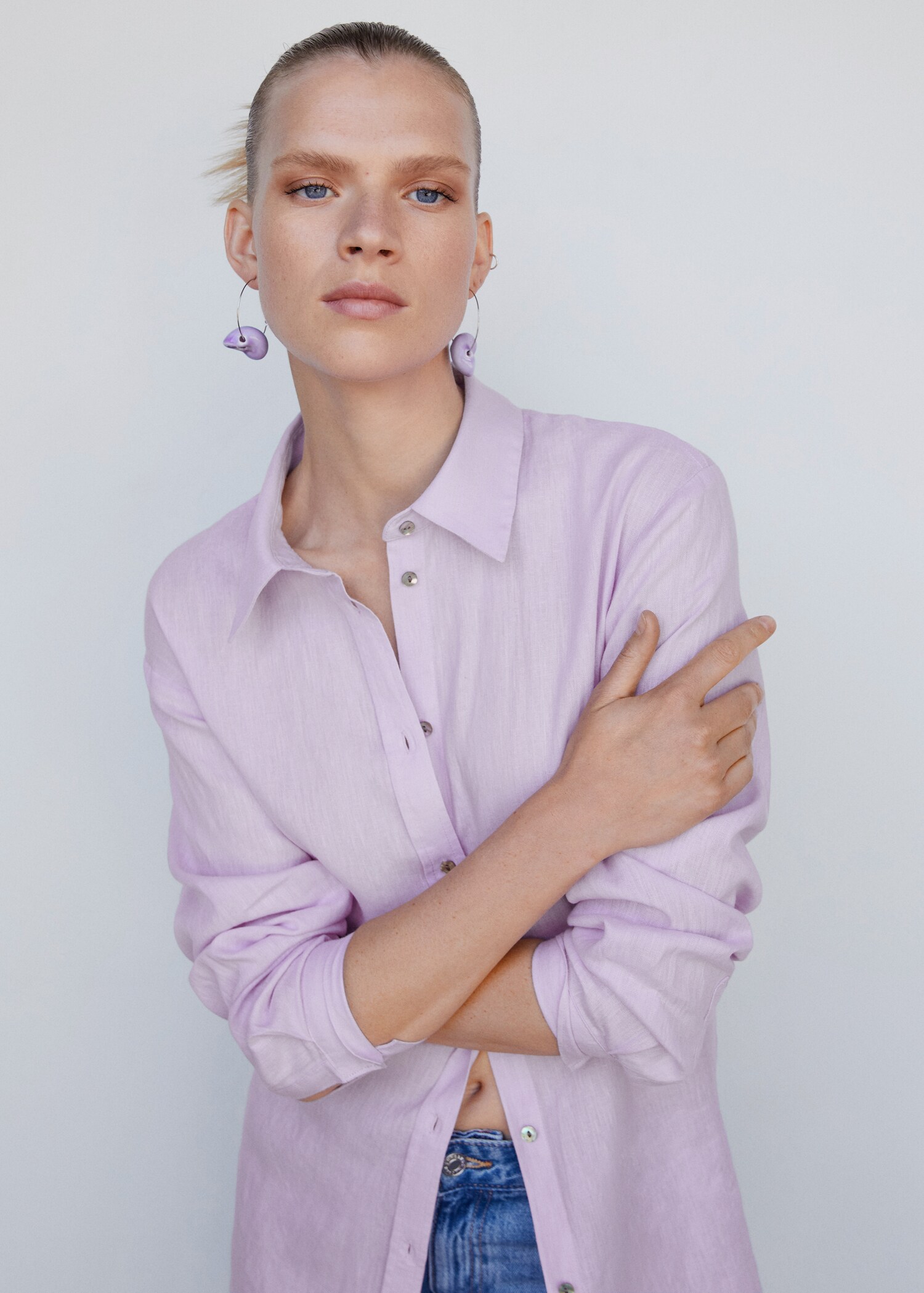 Linen oversized shirt - Details of the article 1