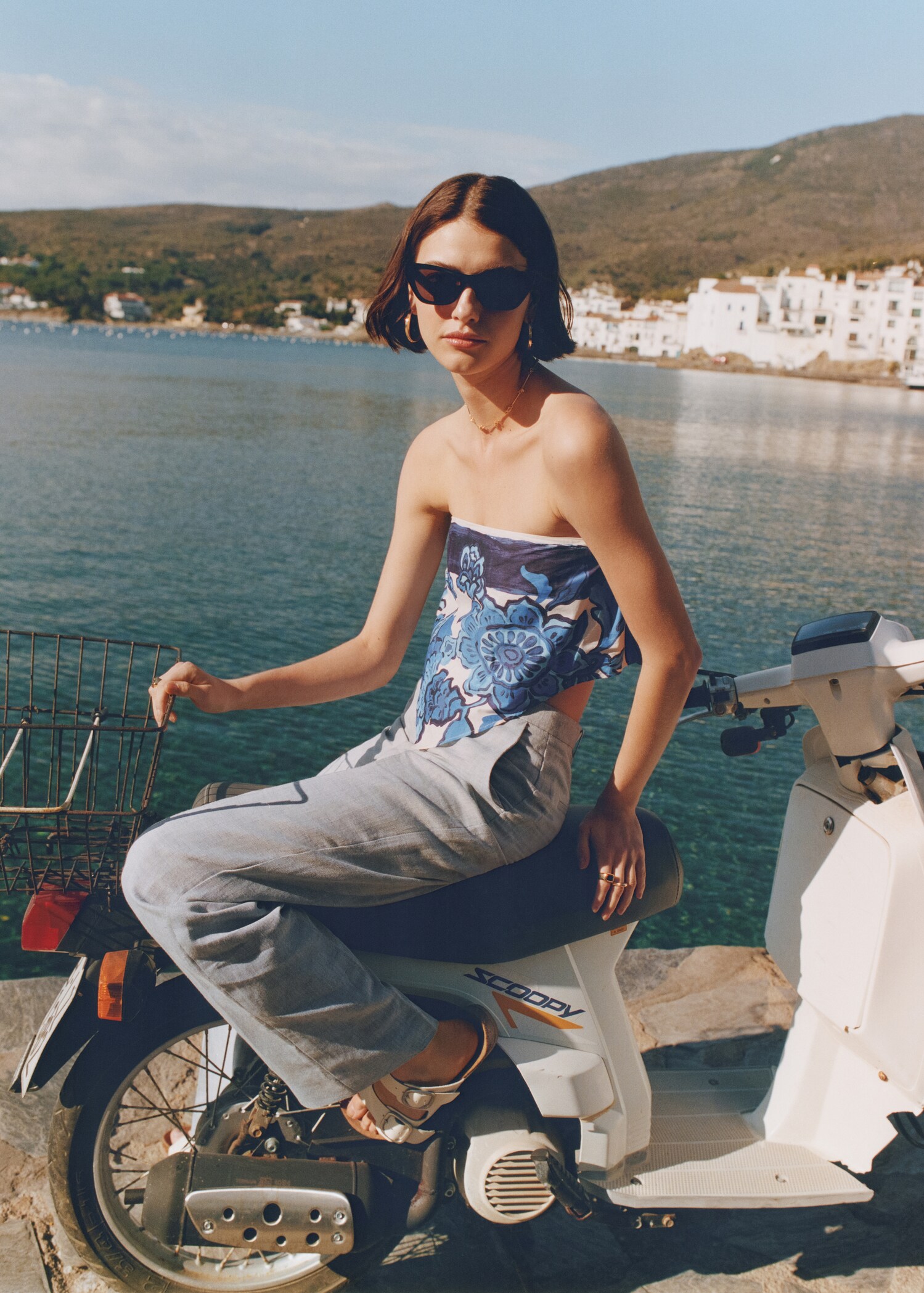 Floral scarf-style top - Details of the article 6