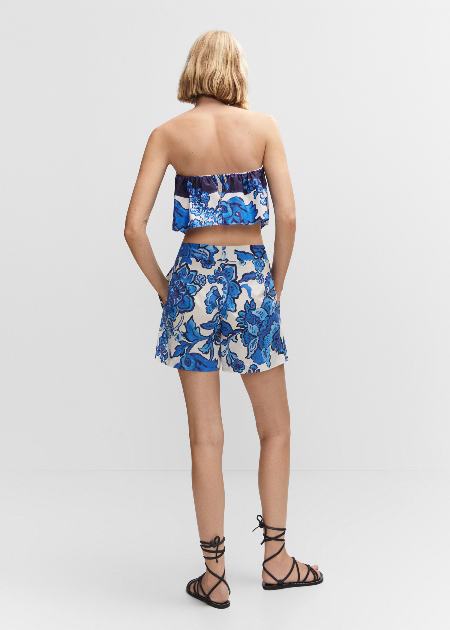 Floral scarf-style top - Reverse of the article