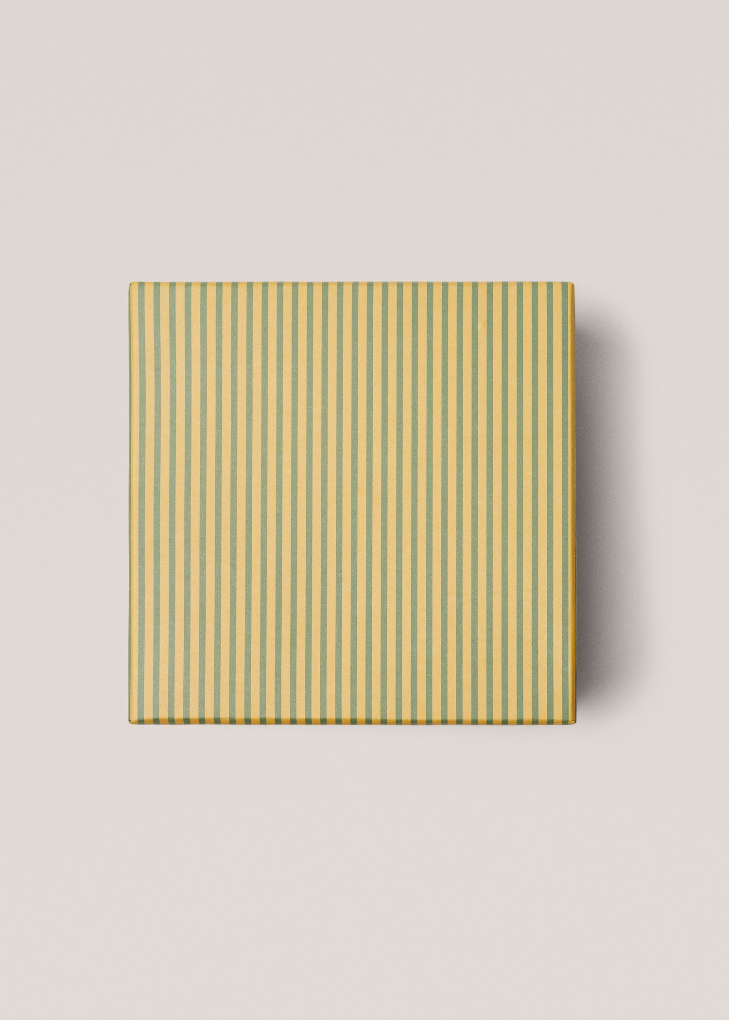 Striped storage box 21x21cm - Details of the article 3