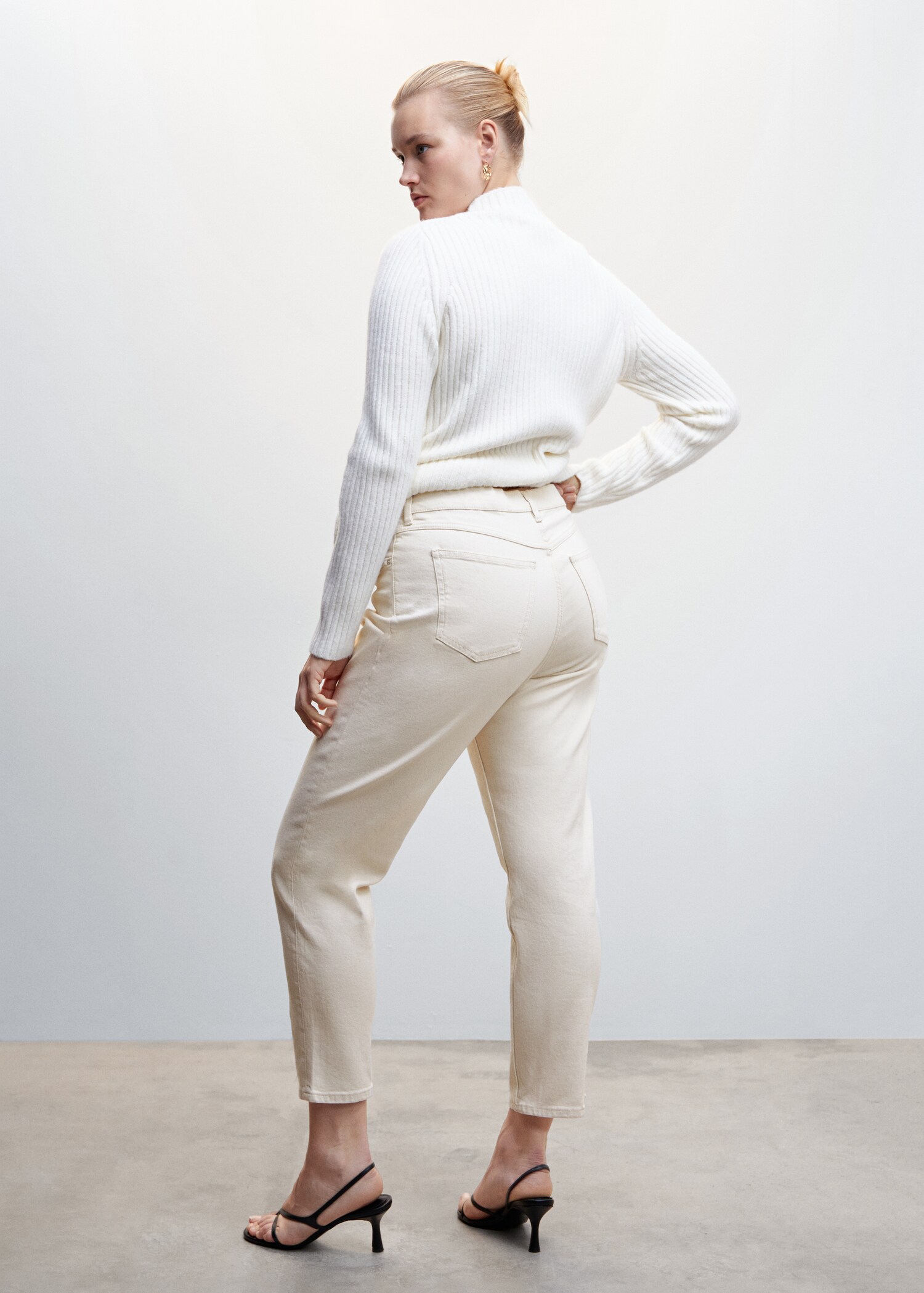 Jean mom confort taille haute - Détail de l'article 4