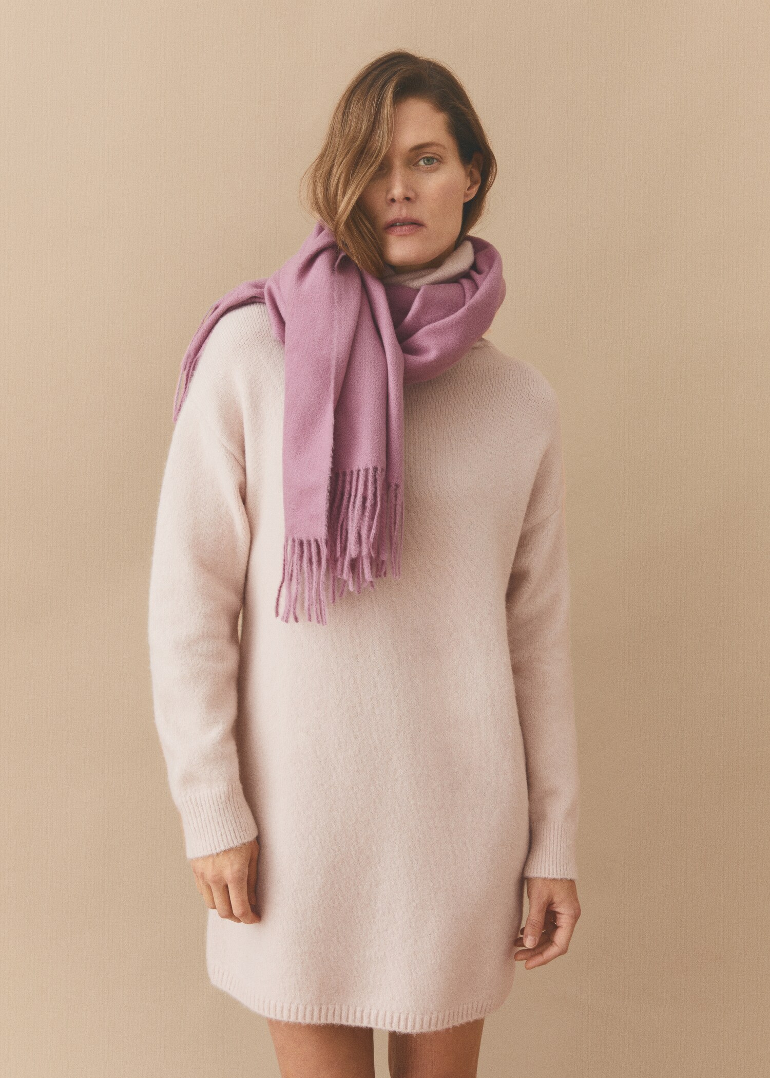 Knitted turtleneck dress - Details of the article 7