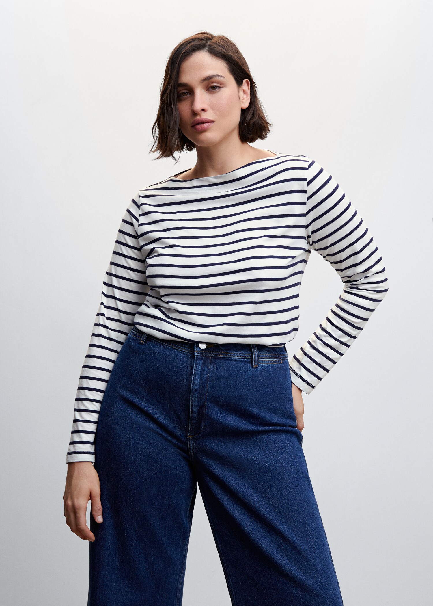 Cotton boat neck t-shirt - Details of the article 5
