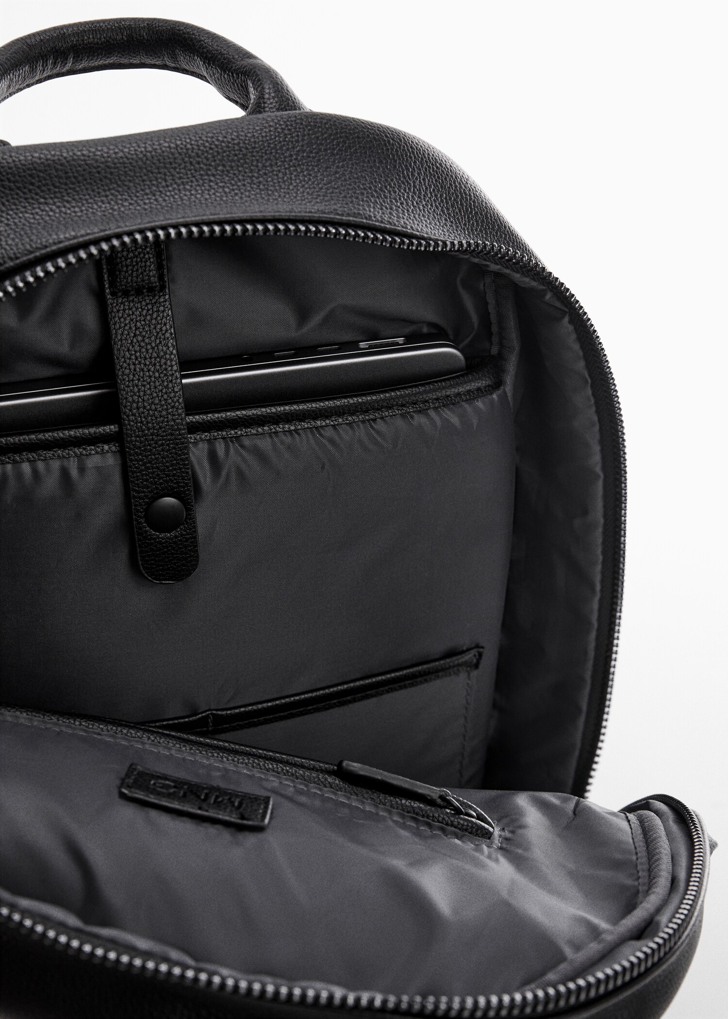 Rucksack aus Kunstleder - Detail des Artikels 1