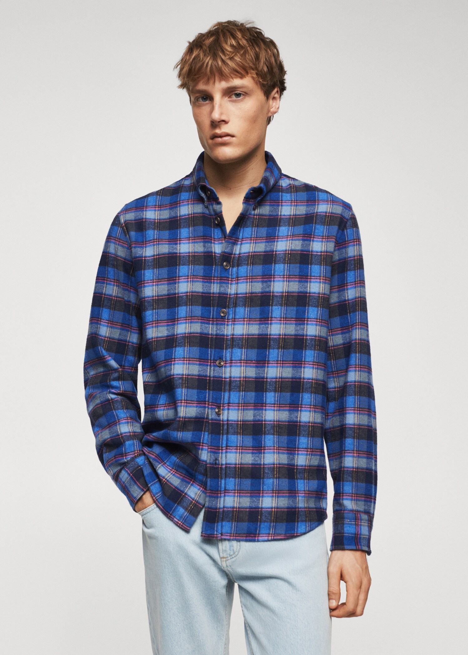 Chemise flanelle à carreaux - Plan moyen