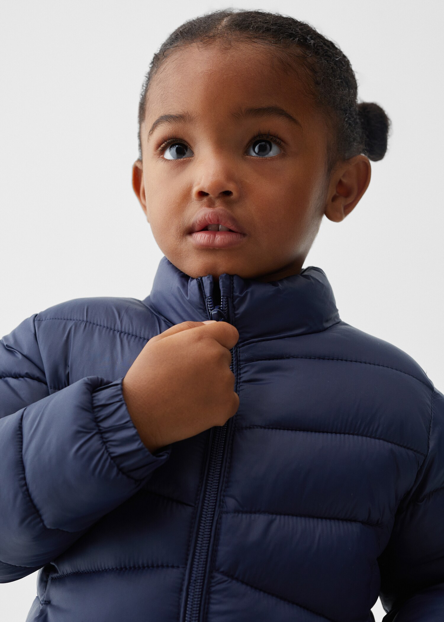 Side-zip quilted coat - Details of the article 1