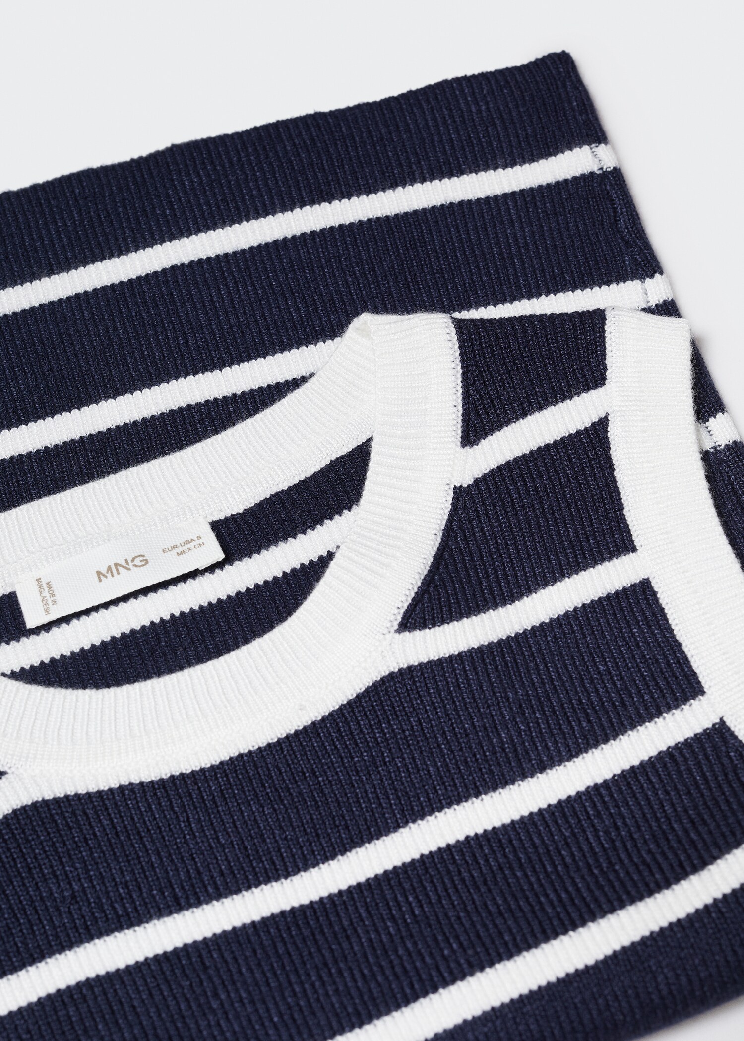 Striped crop top - Details of the article 8