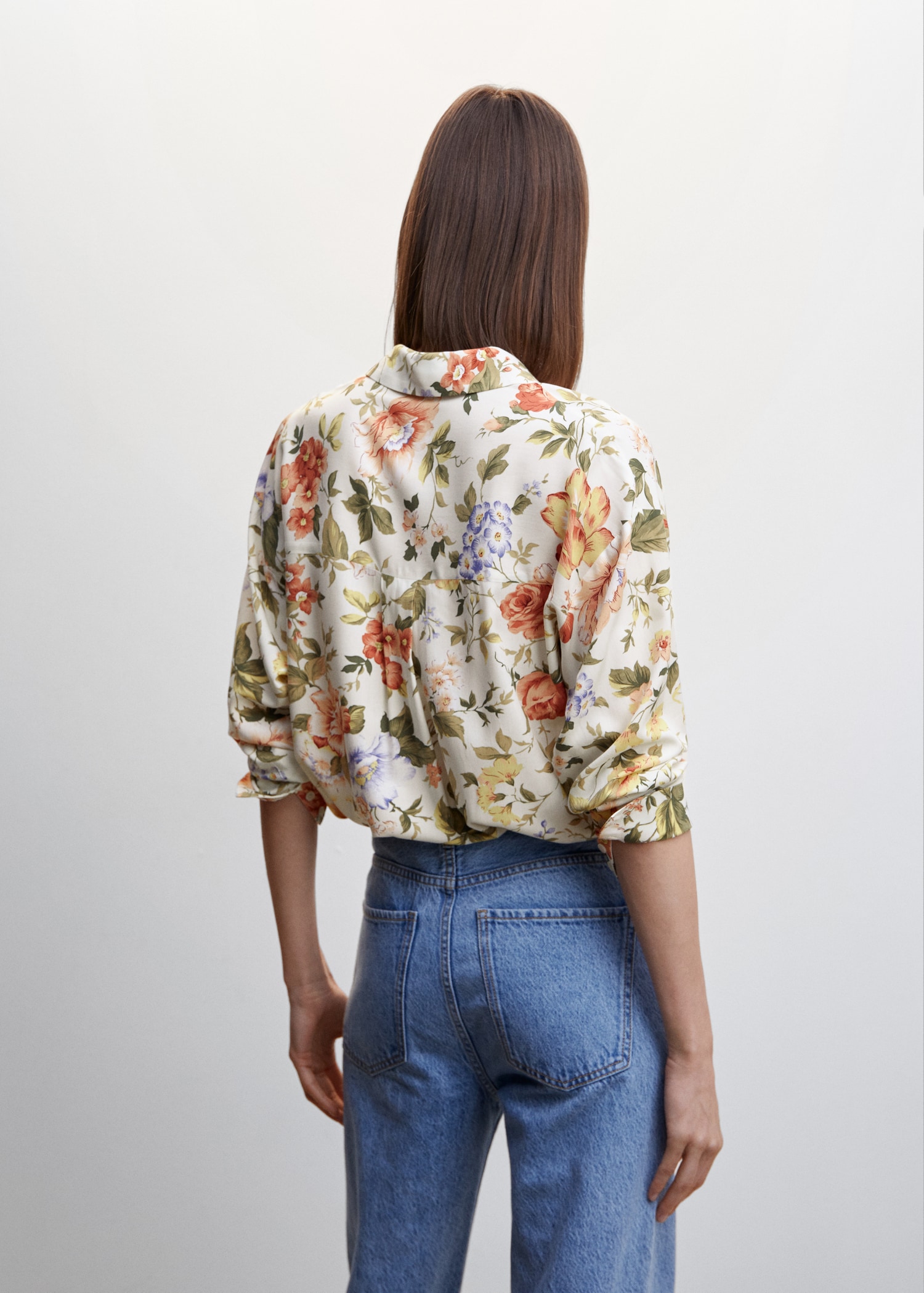 Printed flowy shirt - Reverse of the article