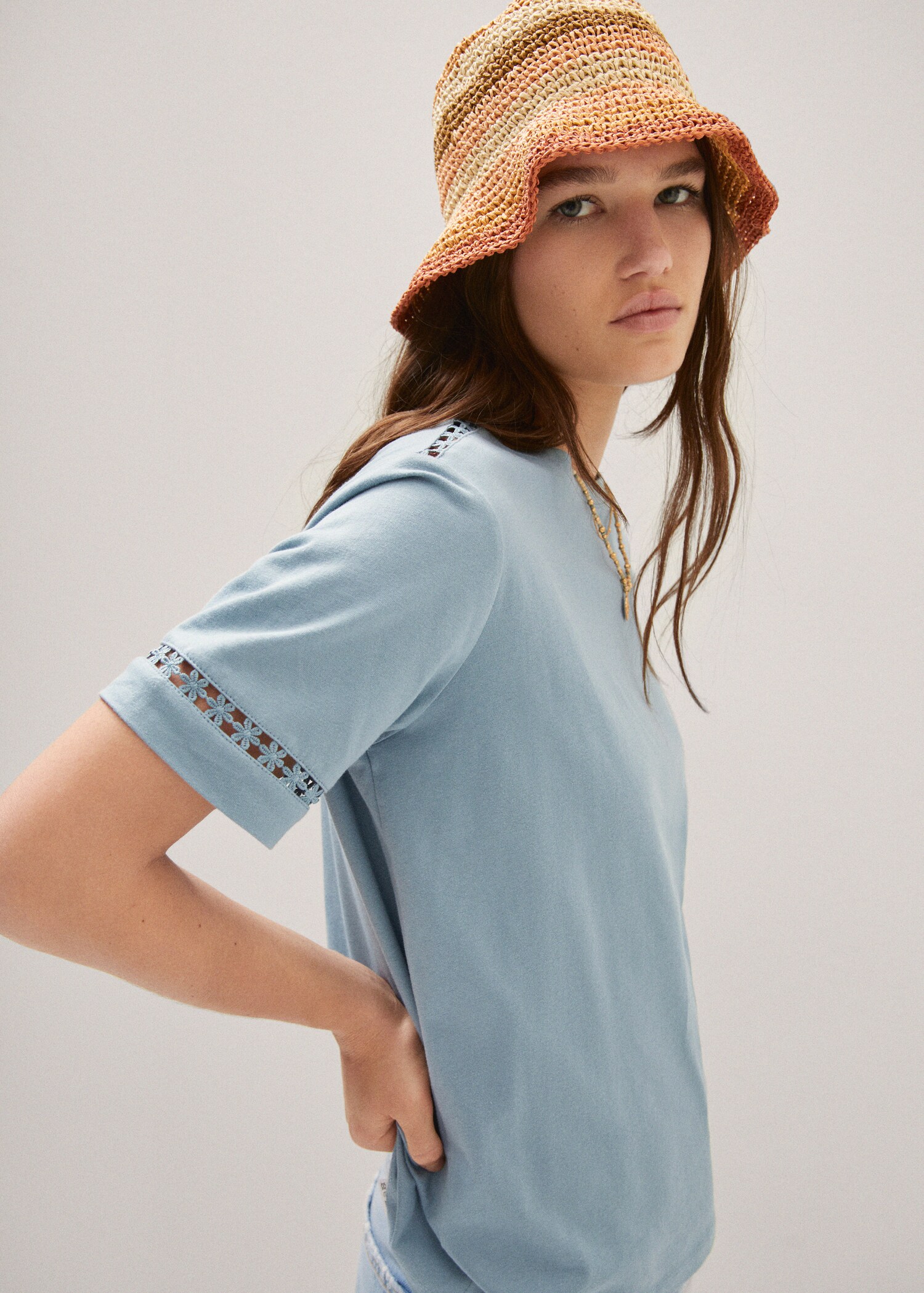 Embroidered detail T-shirt - Details of the article 1