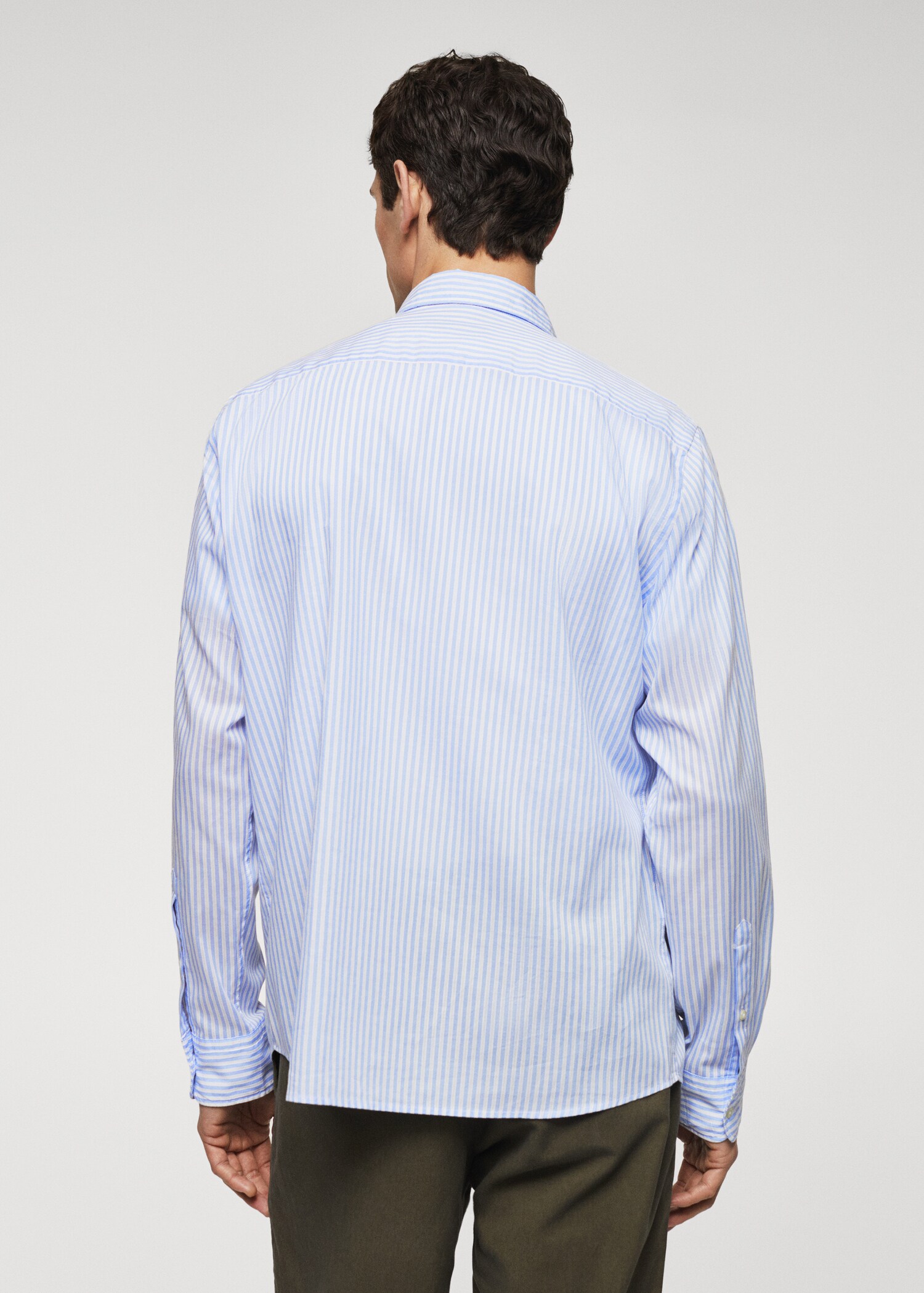 100% cotton slim fit shirt - Reverse of the article