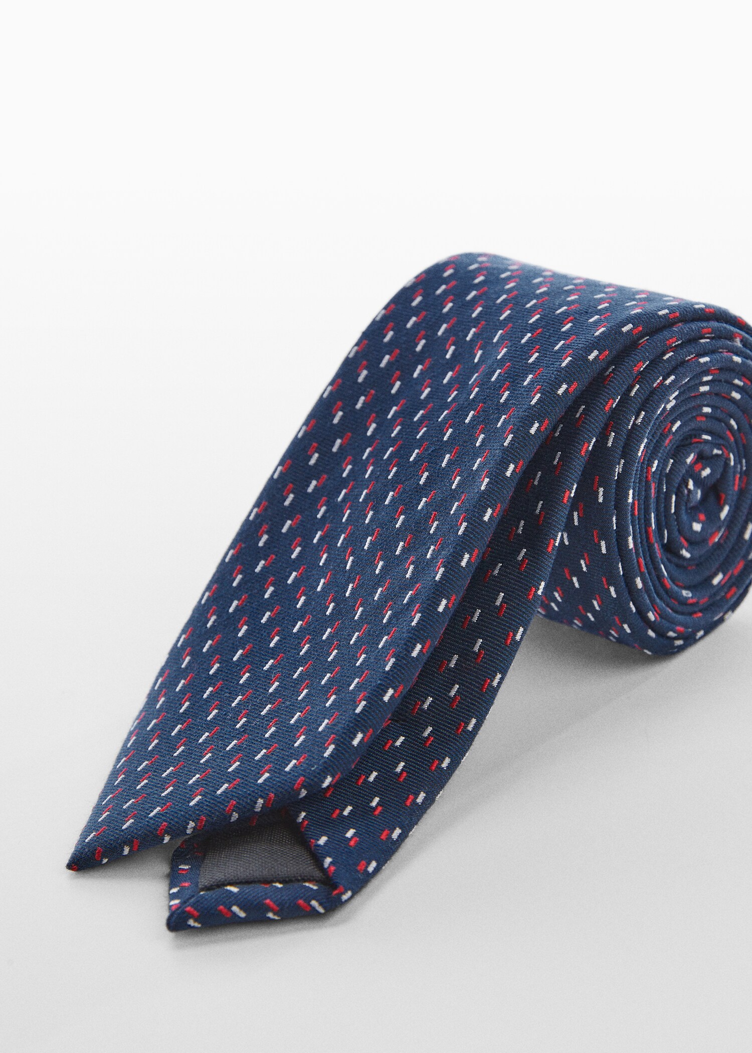Crease-resistant structured tie - Medium plane