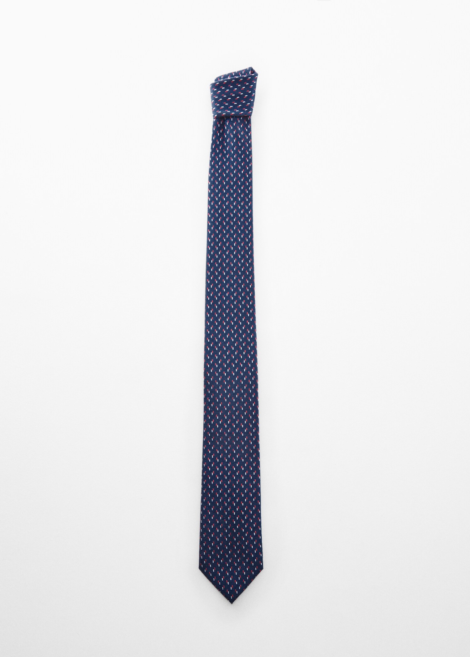 Crease-resistant structured tie - Article without model