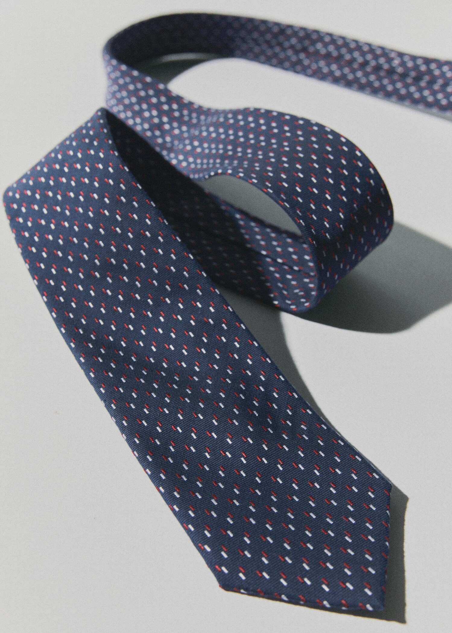 Crease-resistant structured tie - Details of the article 9