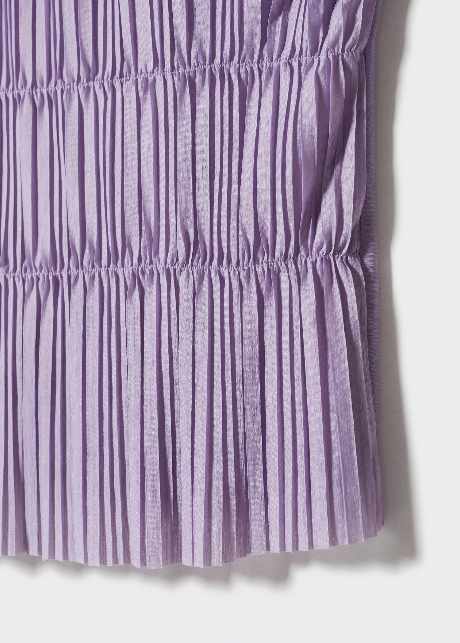 Sleeveless pleated top - Details of the article 8