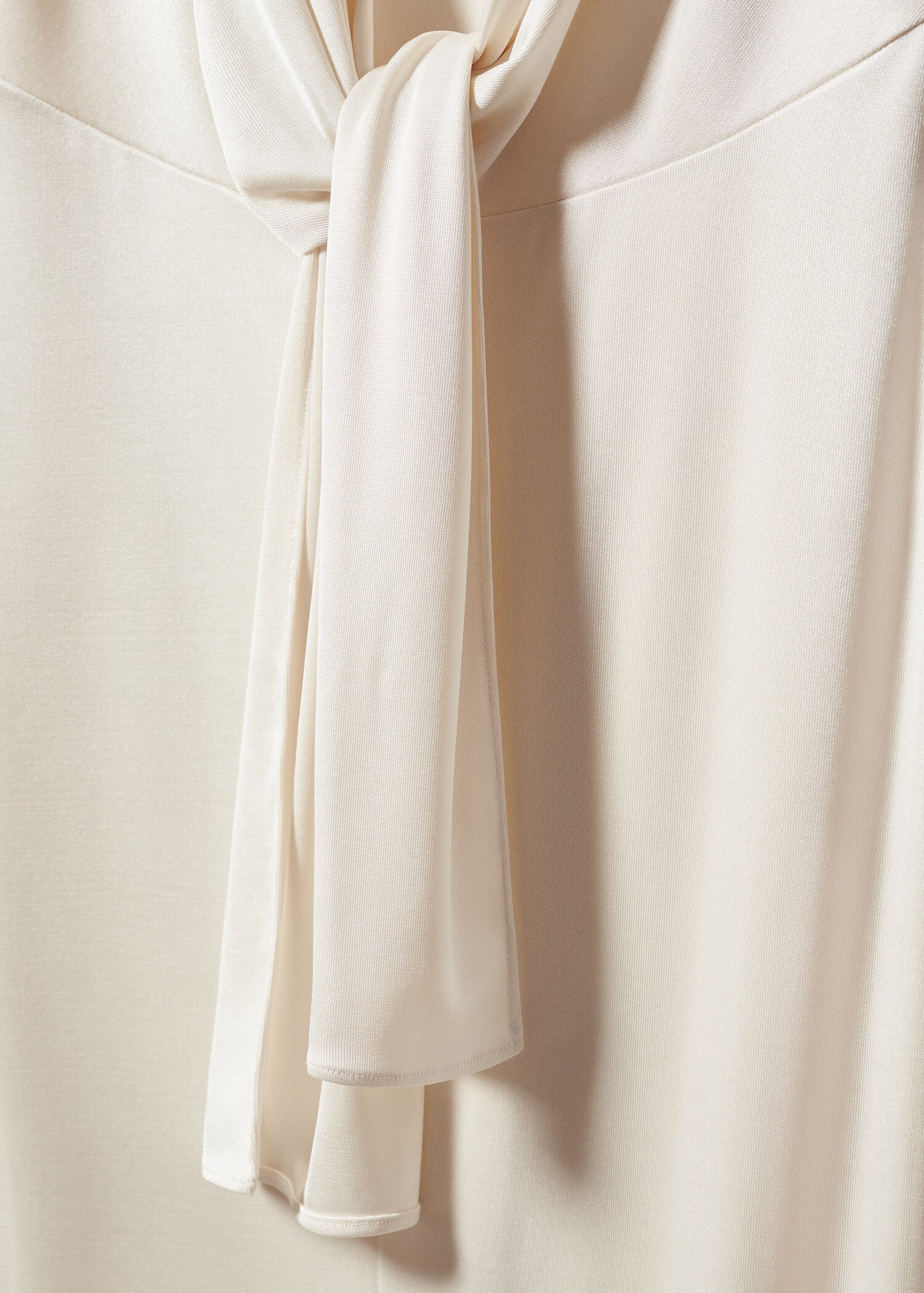 Cut-out back dress - Details of the article 8