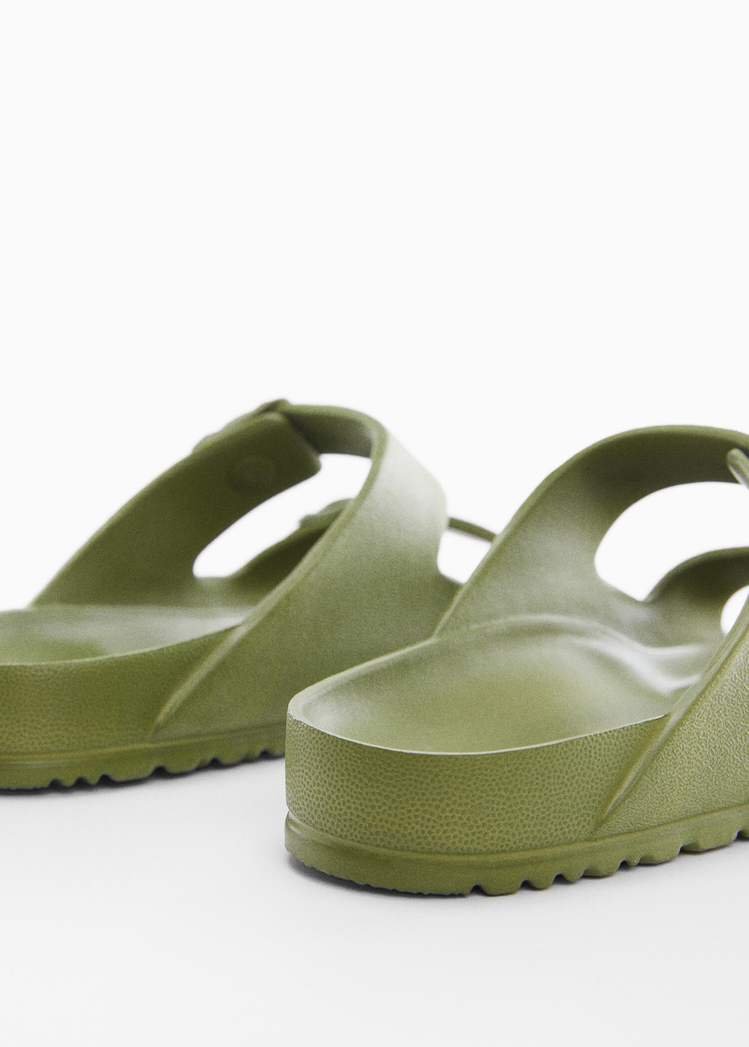 Flip flops buckles - Details of the article 1
