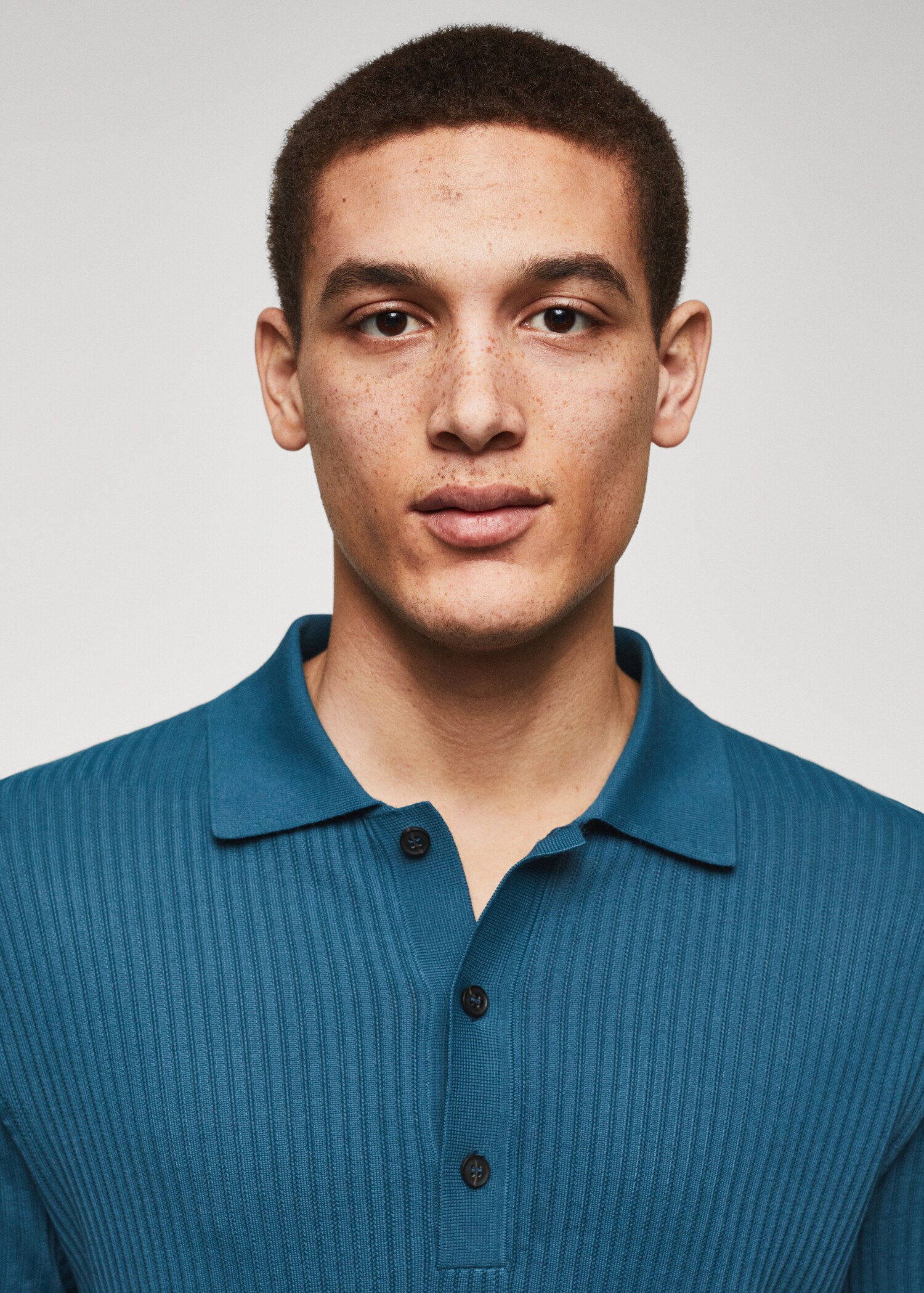 Ribbed knit polo shirt - Details of the article 1