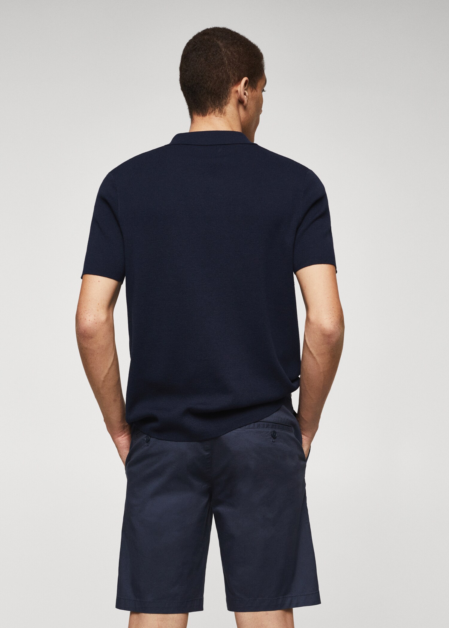 Fine-knit polo shirt - Reverse of the article