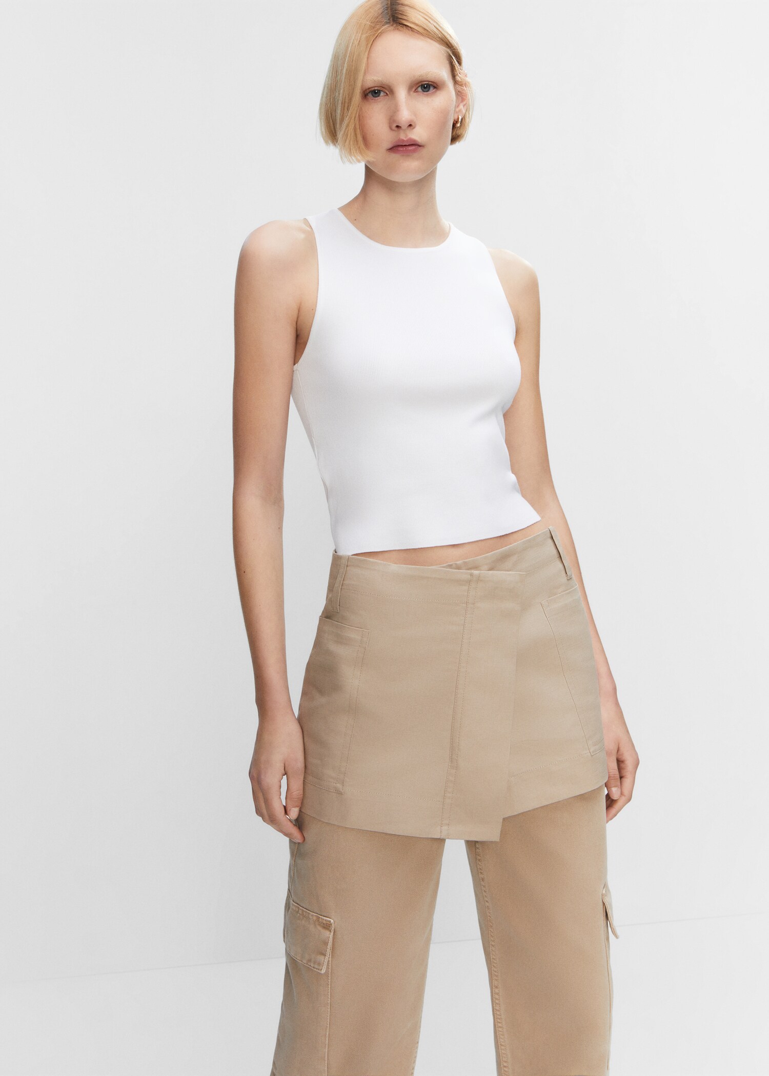 Knitted top with wide straps - Medium plane
