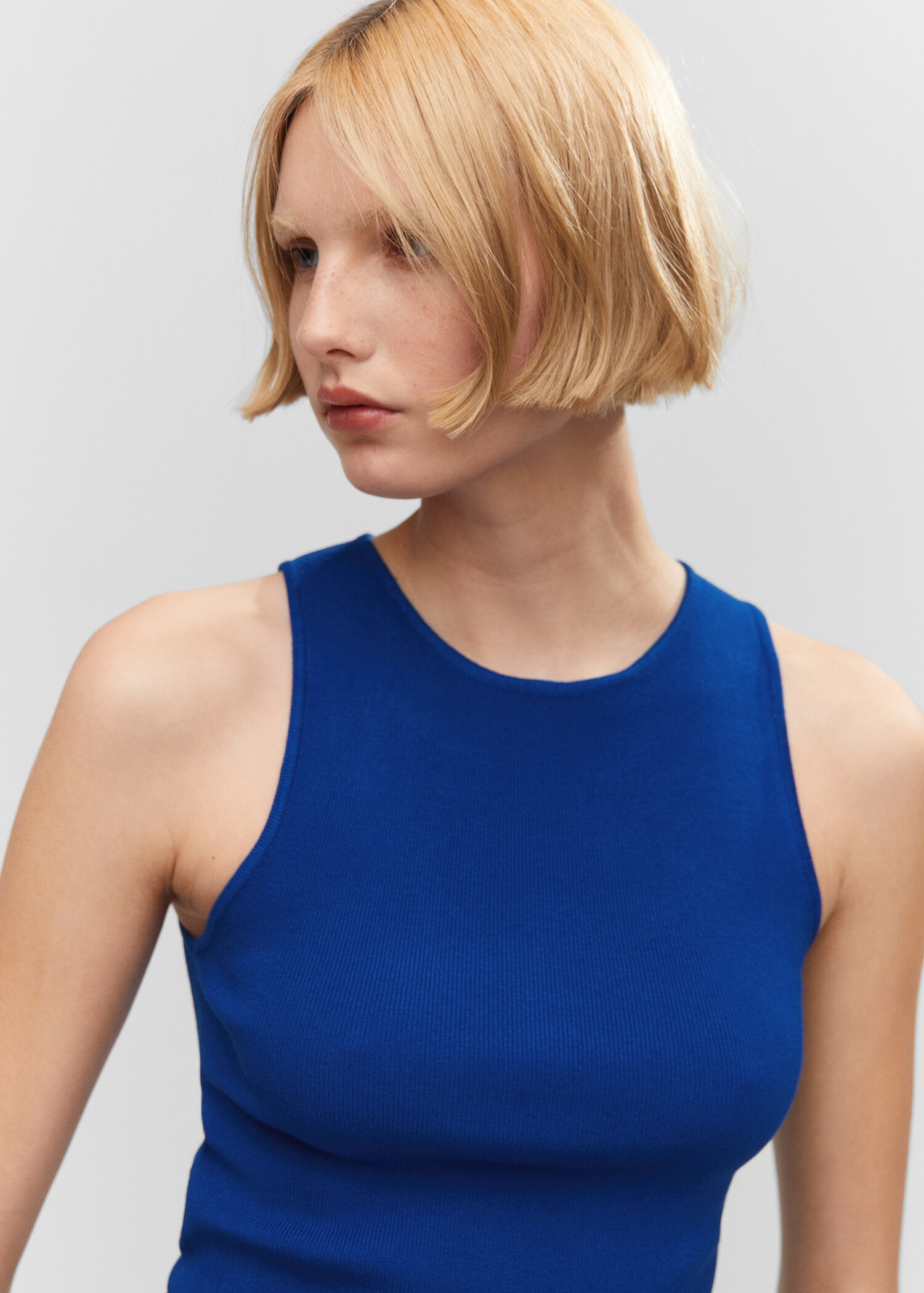 Knitted top with wide straps - Details of the article 1