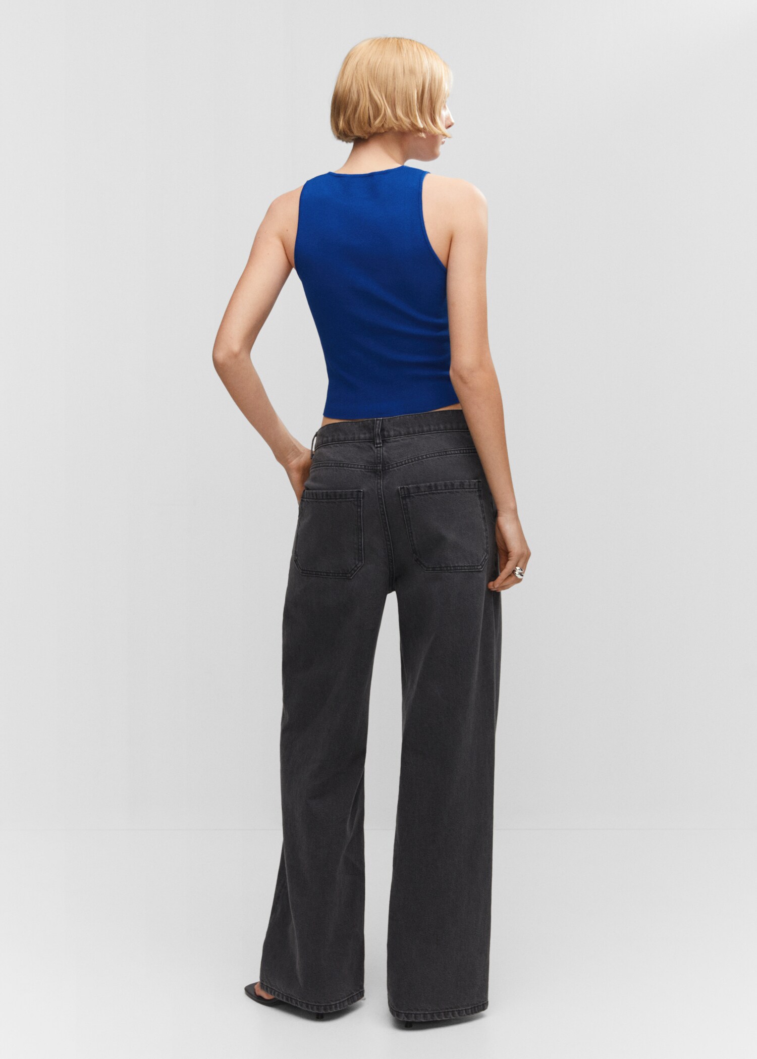 Knitted top with wide straps - Reverse of the article